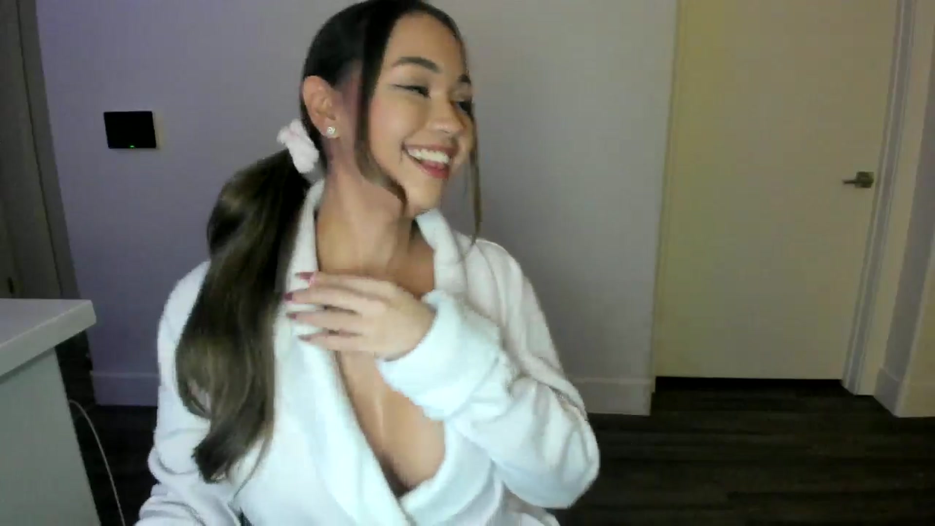 Gallery image thumbnail from Goddess_Jaz's myfreecams stream on, 03/01/2025, 08:57 image 14 of 20