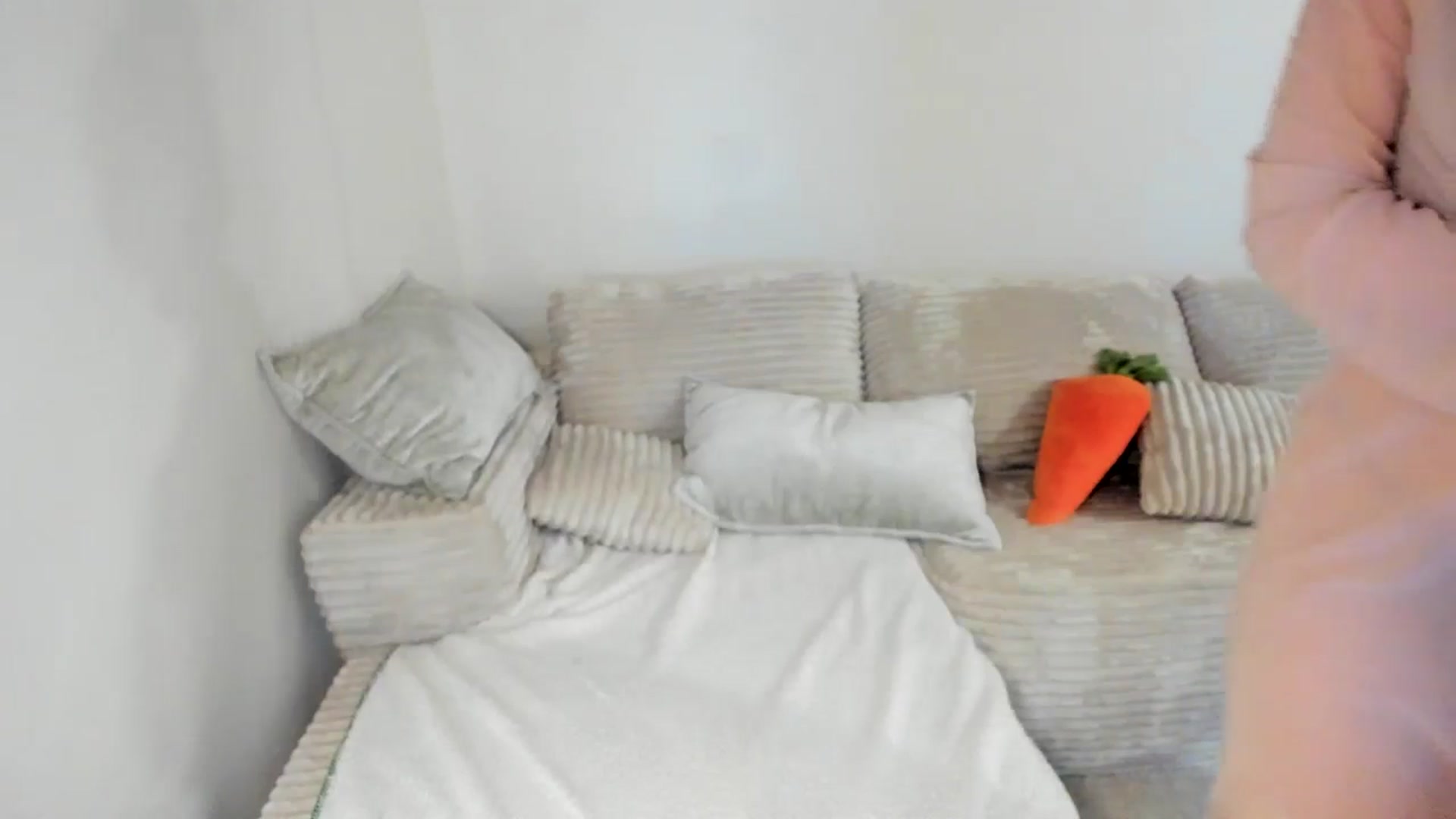 Gallery image thumbnail from Goddess_Jaz's myfreecams stream on, 04/18/2025, 06:23 image 16 of 20