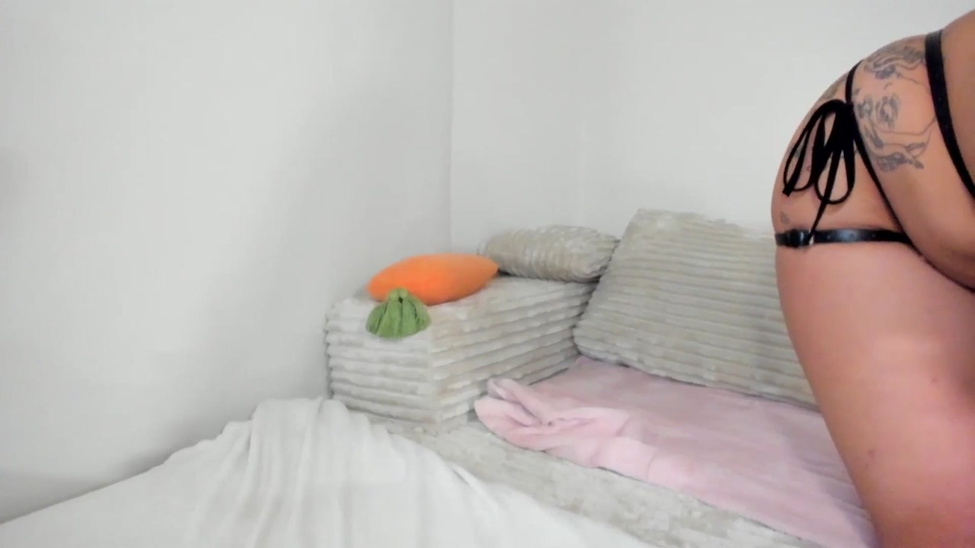 Gallery image thumbnail from Goddess_Jaz's myfreecams stream on, 04/28/2025, 04:38 image 8 of 20