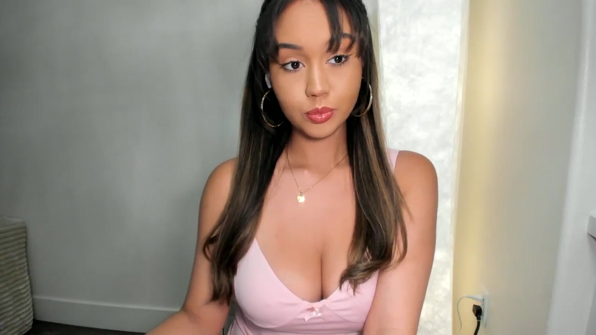 Gallery image thumbnail from Goddess_Jaz's myfreecams stream on, 06/20/2025, 06:06 image 10 of 20