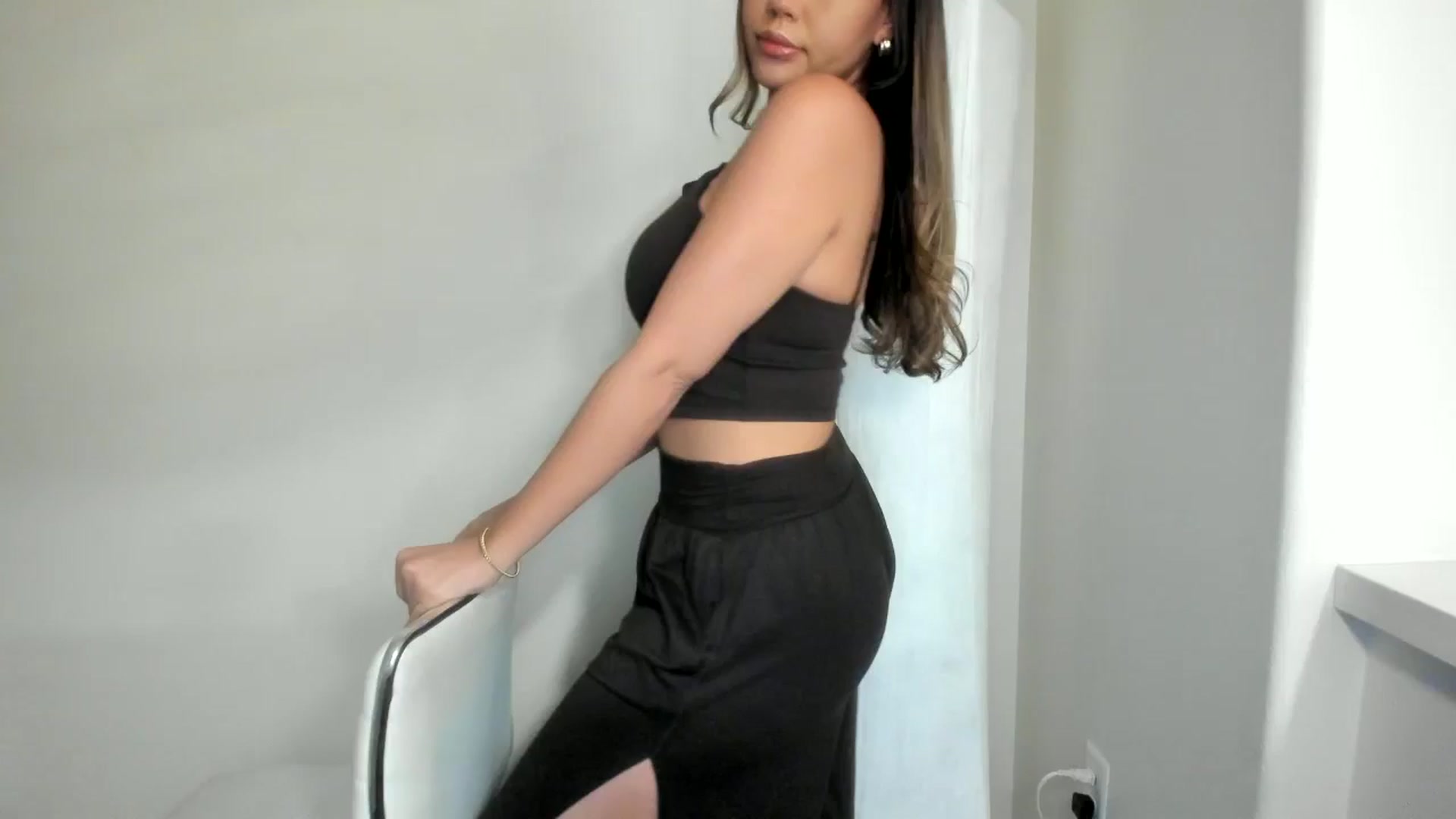 Gallery image thumbnail from Goddess_Jaz's myfreecams stream on, 06/27/2025, 20:51 image 1 of 20