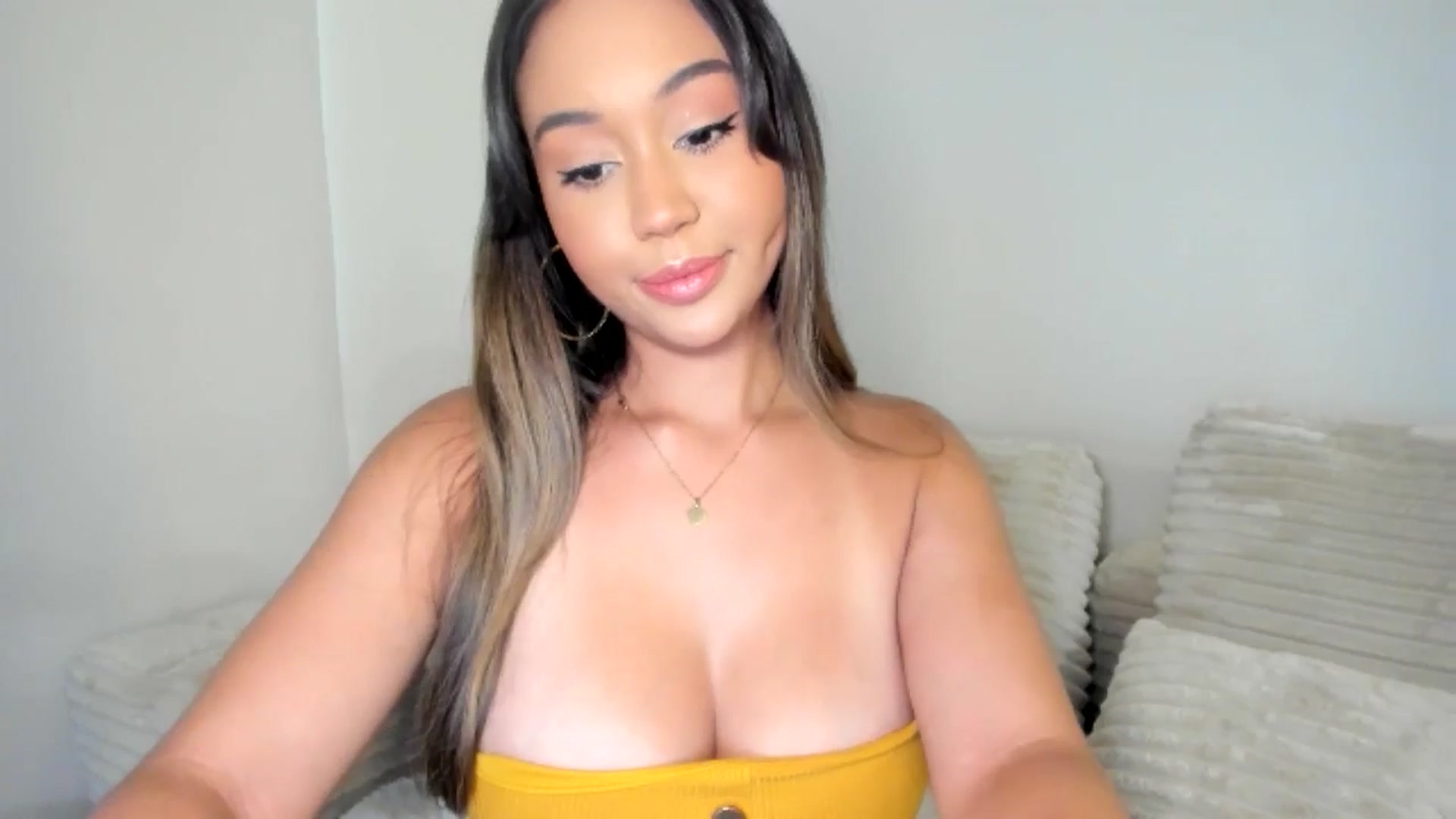 Gallery image thumbnail from Goddess_Jaz's myfreecams stream on, 08/19/2025, 17:58 image 2 of 20