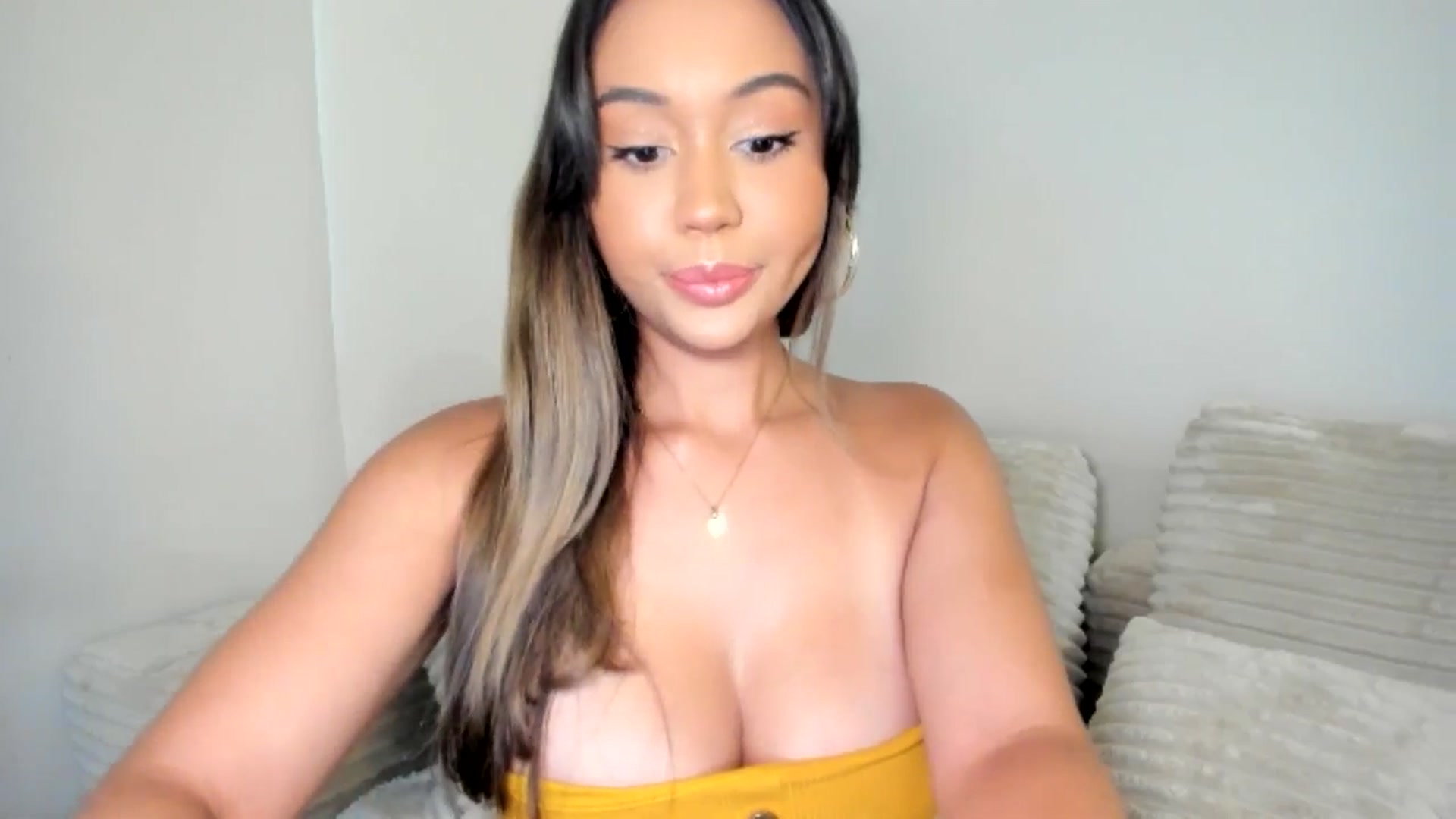 Gallery image thumbnail from Goddess_Jaz's myfreecams stream on, 08/19/2025, 17:58 image 4 of 20