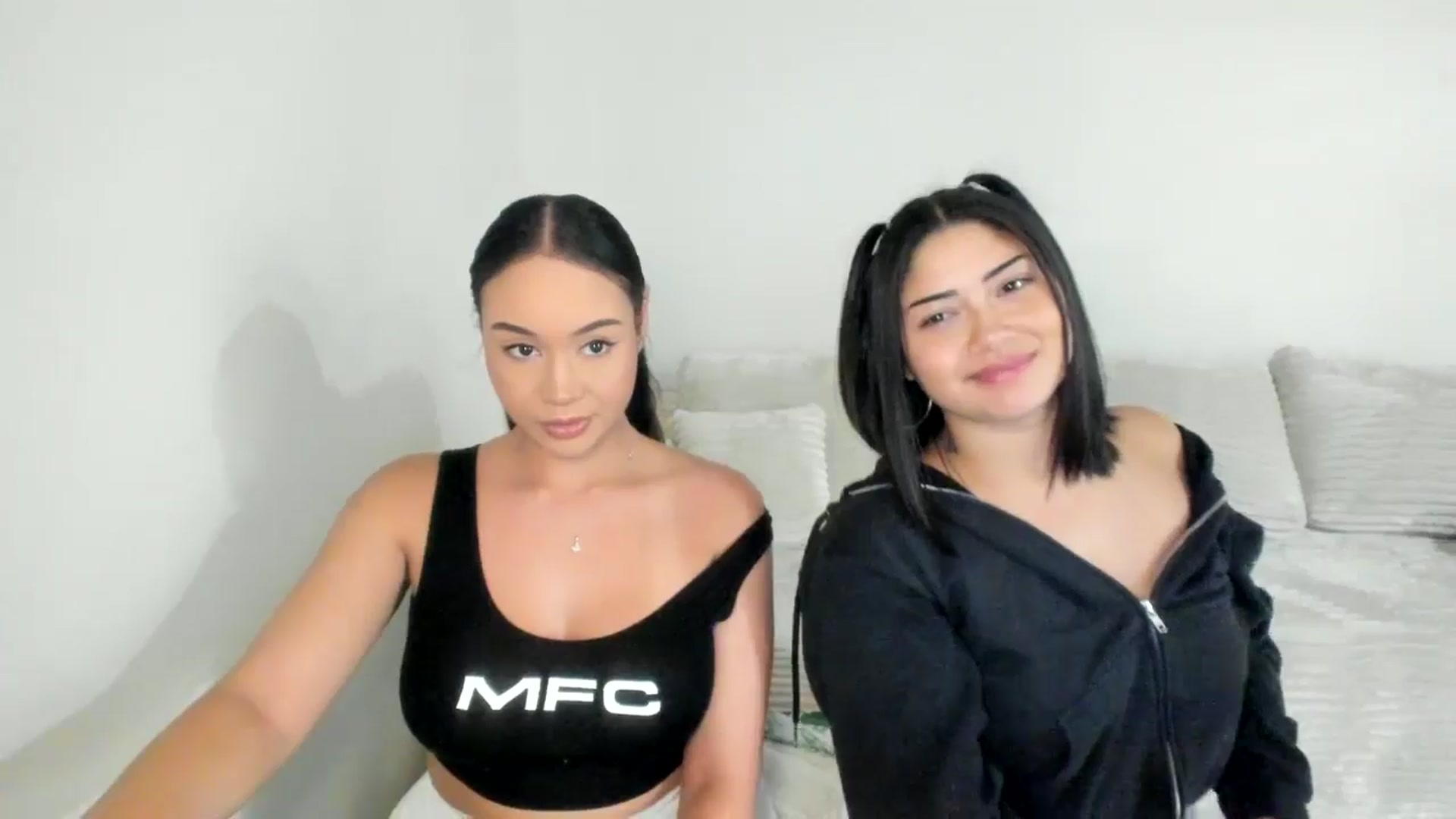 Gallery image thumbnail from Goddess_Jaz's myfreecams stream on, 11/17/2025, 05:53 image 12 of 20