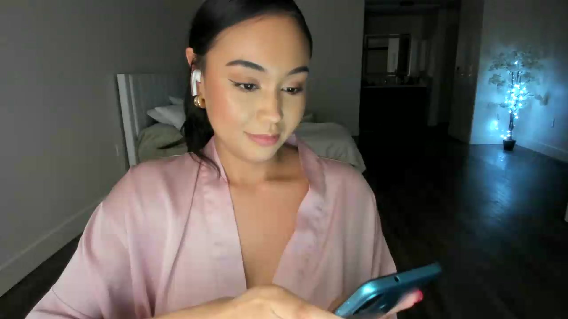 Gallery image thumbnail from Goddess_Jaz's myfreecams stream on, 07/03/2026, 06:04 image 17 of 20