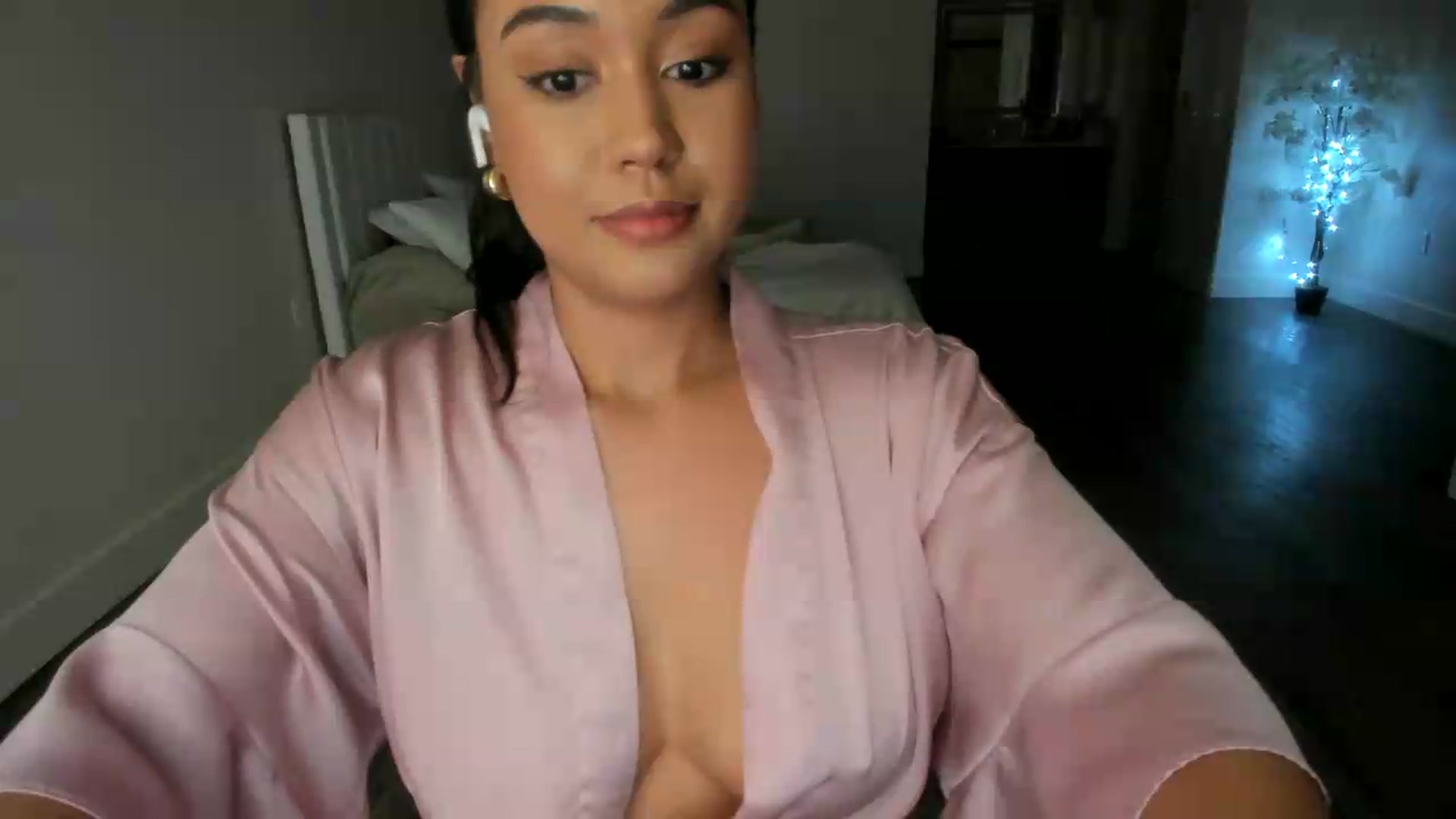 Gallery image thumbnail from Goddess_Jaz's myfreecams stream on, 07/03/2026, 06:04 image 7 of 20
