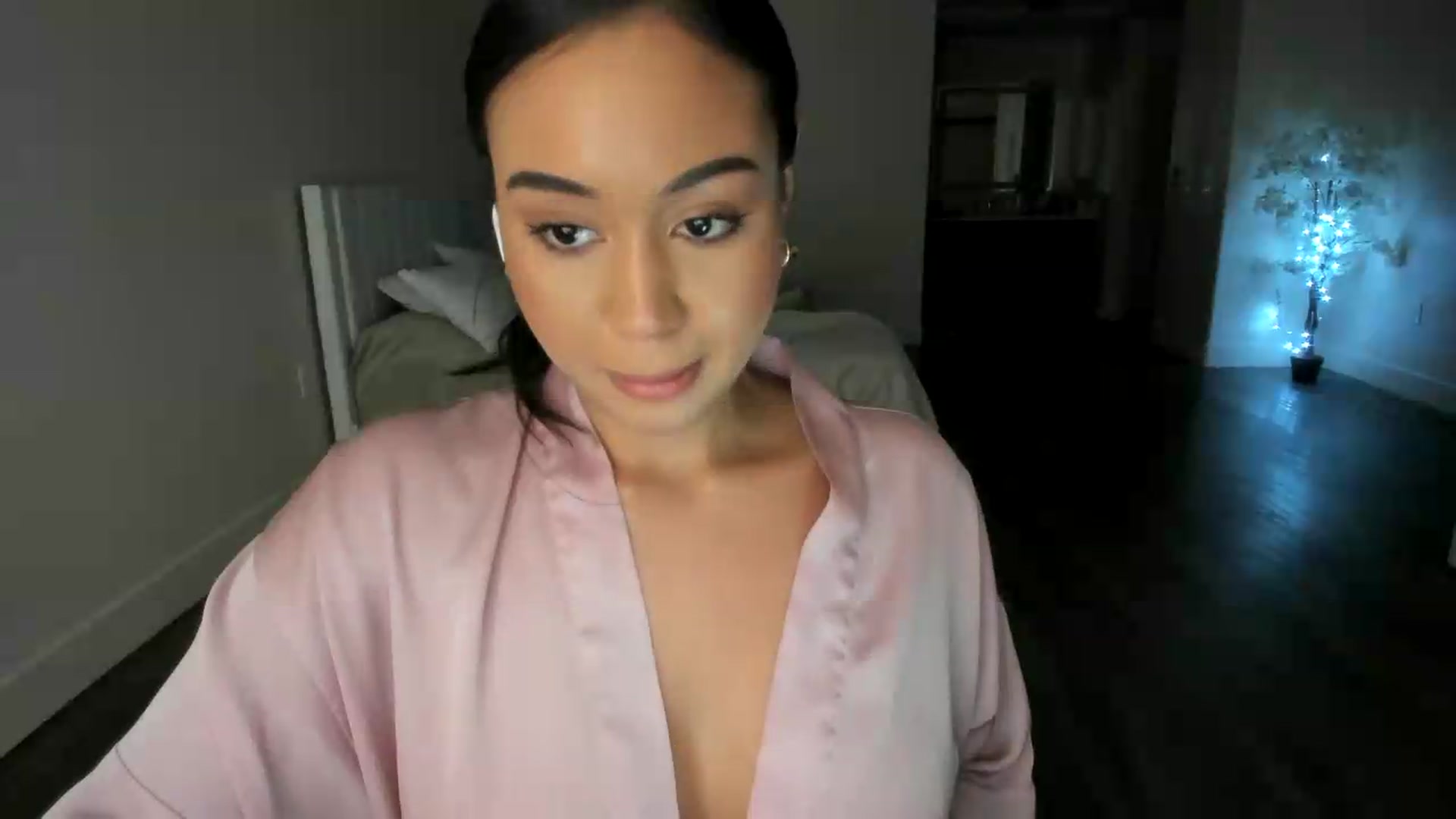 Gallery image thumbnail from Goddess_Jaz's myfreecams stream on, 07/03/2026, 06:04 image 14 of 20