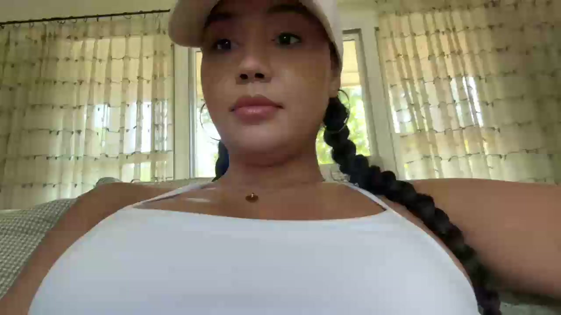 Gallery image thumbnail from Goddess_Jaz's myfreecams stream on, 08/08/2026, 18:35 image 10 of 20