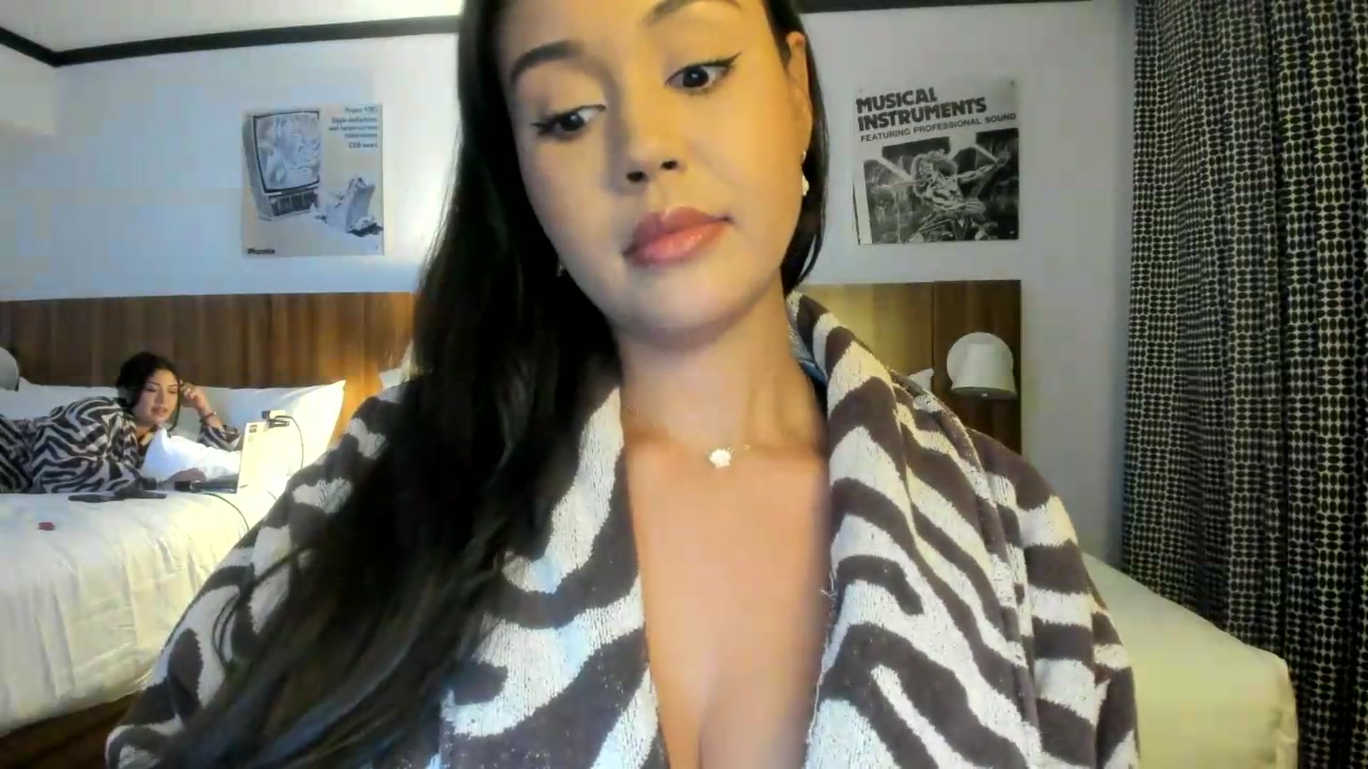 Gallery image thumbnail from Goddess_Jaz's myfreecams stream on, 08/11/2026, 01:56 image 13 of 20