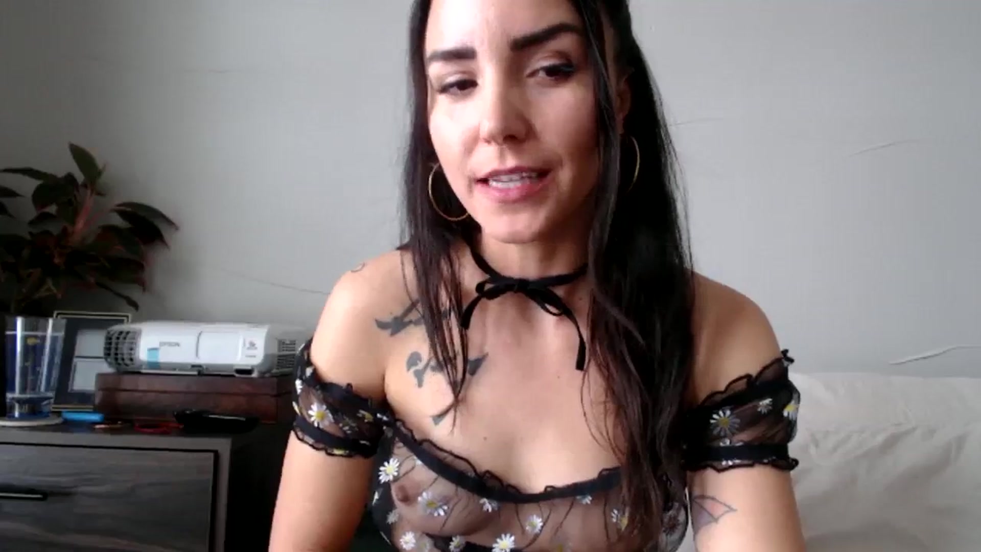 Gallery image thumbnail from Goddess_Lx's myfreecams stream on, 01/15/2024, 18:48 image 6 of 20
