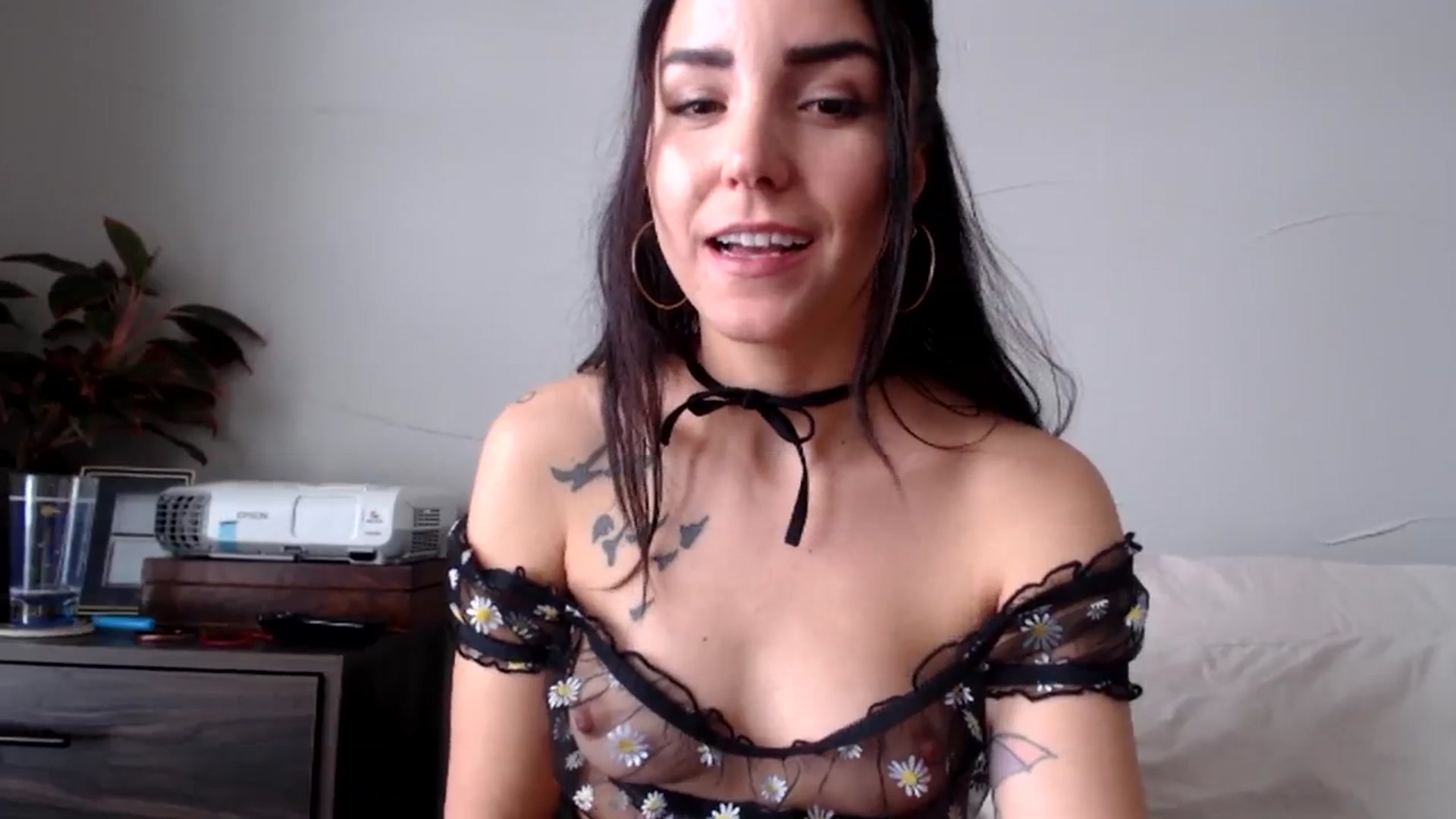 Gallery image thumbnail from Goddess_Lx's myfreecams stream on, 01/15/2024, 18:48 image 3 of 20