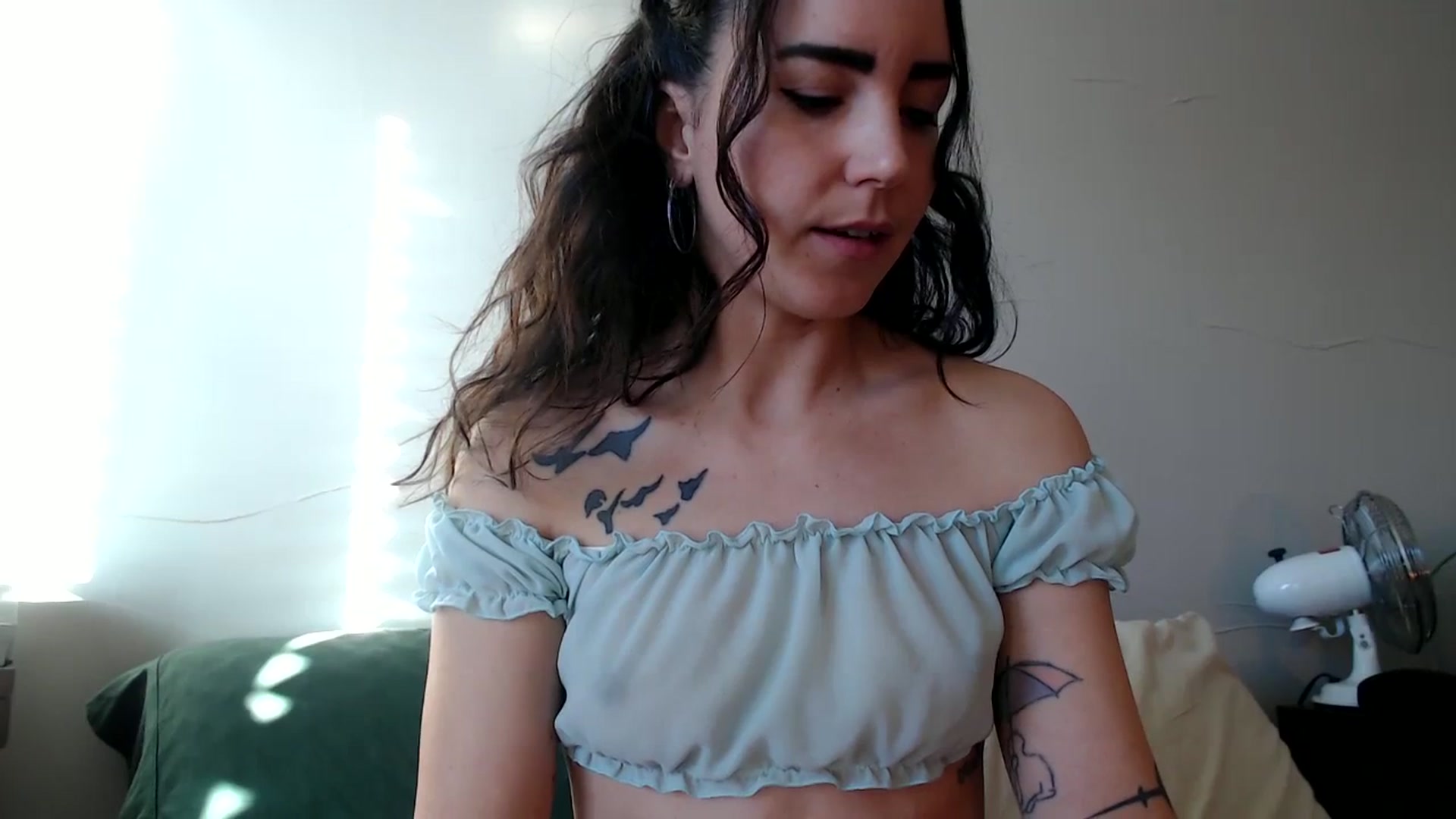 Gallery image thumbnail from Goddess_Lx's myfreecams stream on, 02/05/2024, 16:23 image 2 of 20