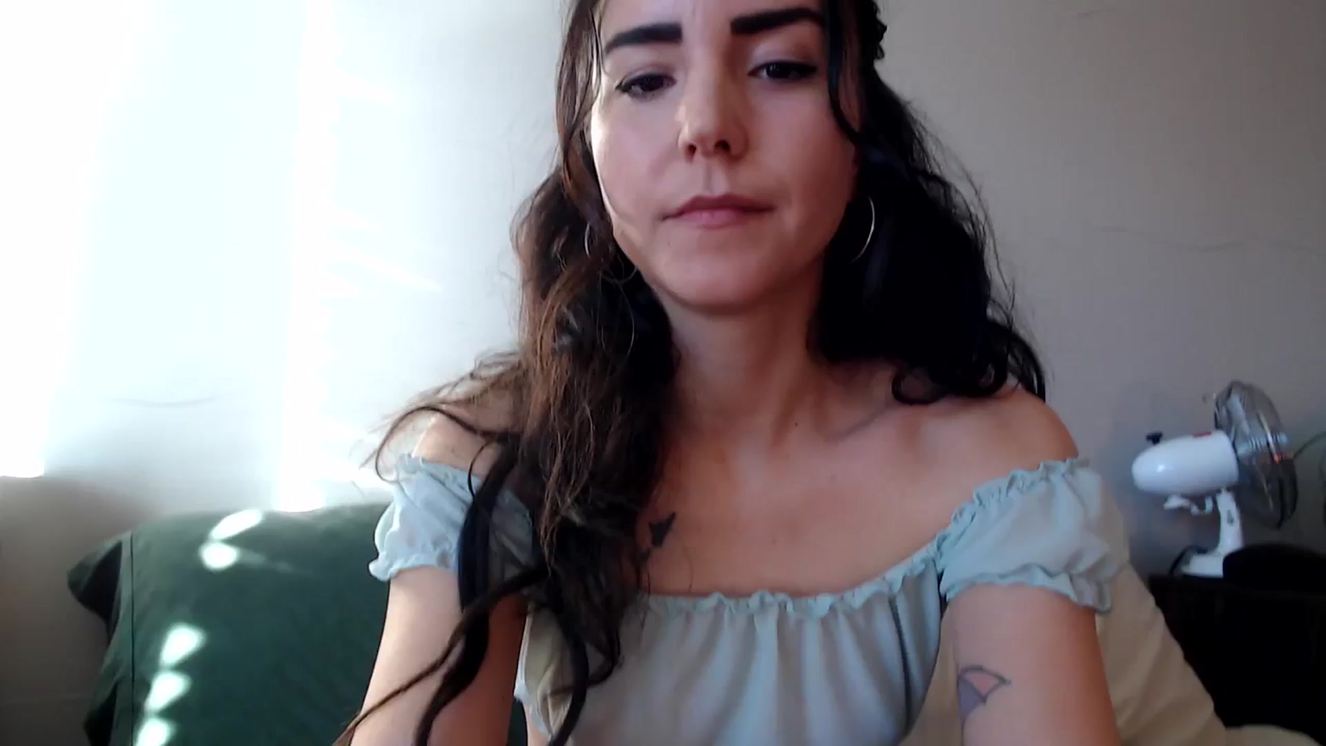 Gallery image thumbnail from Goddess_Lx's myfreecams stream on, 02/05/2024, 16:23 image 1 of 20