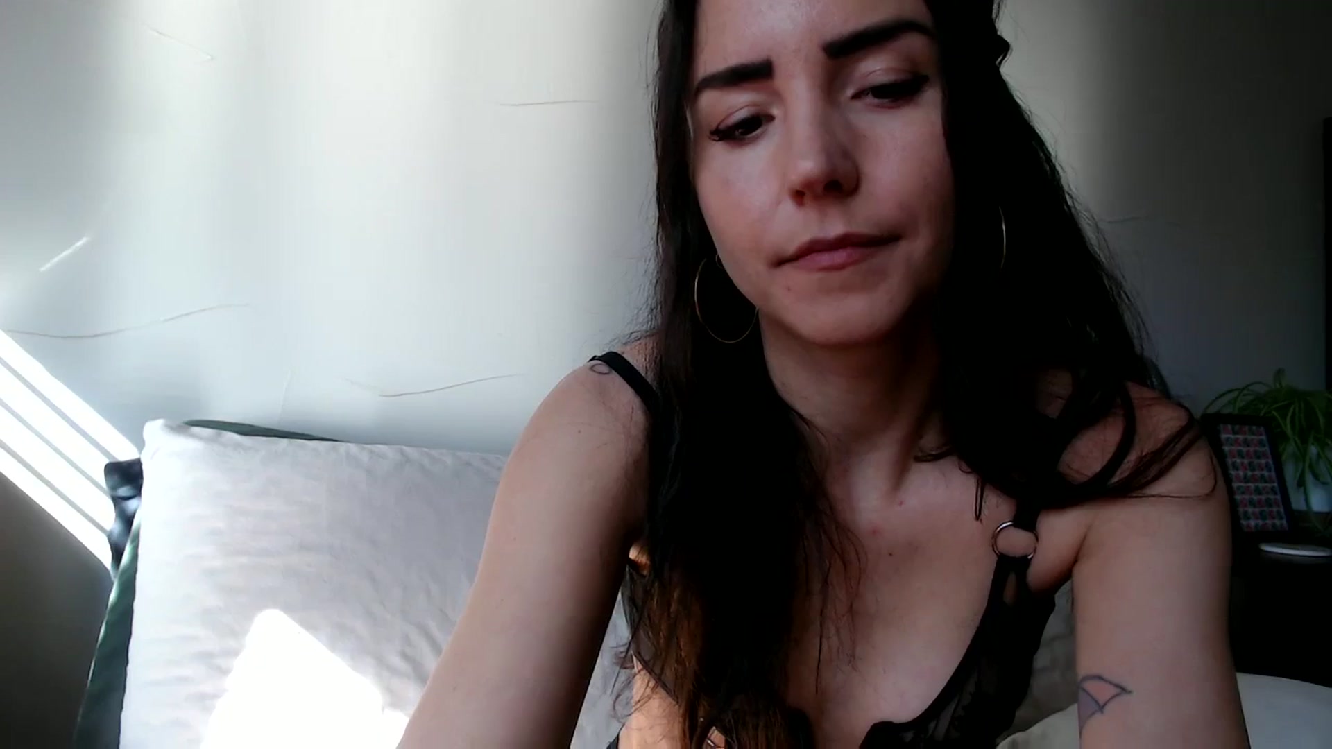Gallery image thumbnail from Goddess_Lx's myfreecams stream on, 03/04/2024, 16:27 image 13 of 20