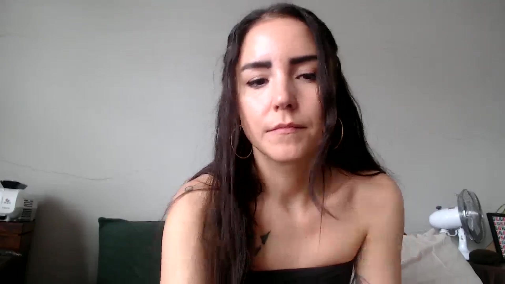 Gallery image thumbnail from Goddess_Lx's myfreecams stream on, 03/08/2024, 17:12 image 9 of 20