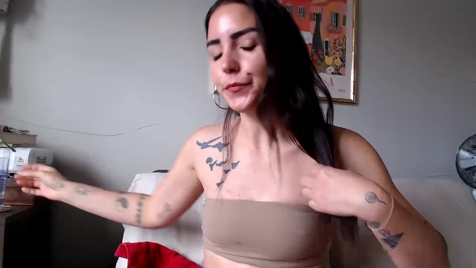 Gallery image thumbnail from Goddess_Lx's myfreecams stream on, 06/03/2024, 16:31 image 1 of 20