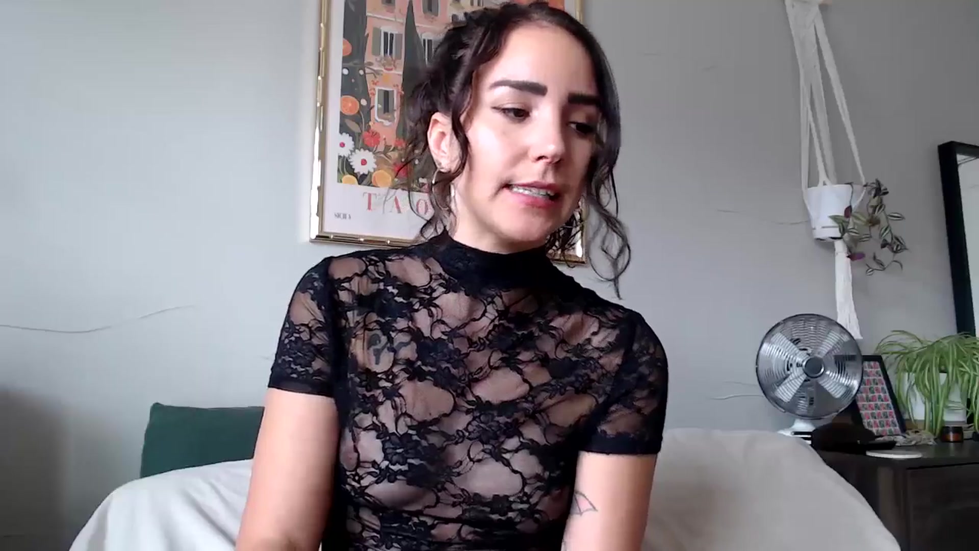 Gallery image thumbnail from Goddess_Lx's myfreecams stream on, 07/22/2024, 18:16 image 8 of 20