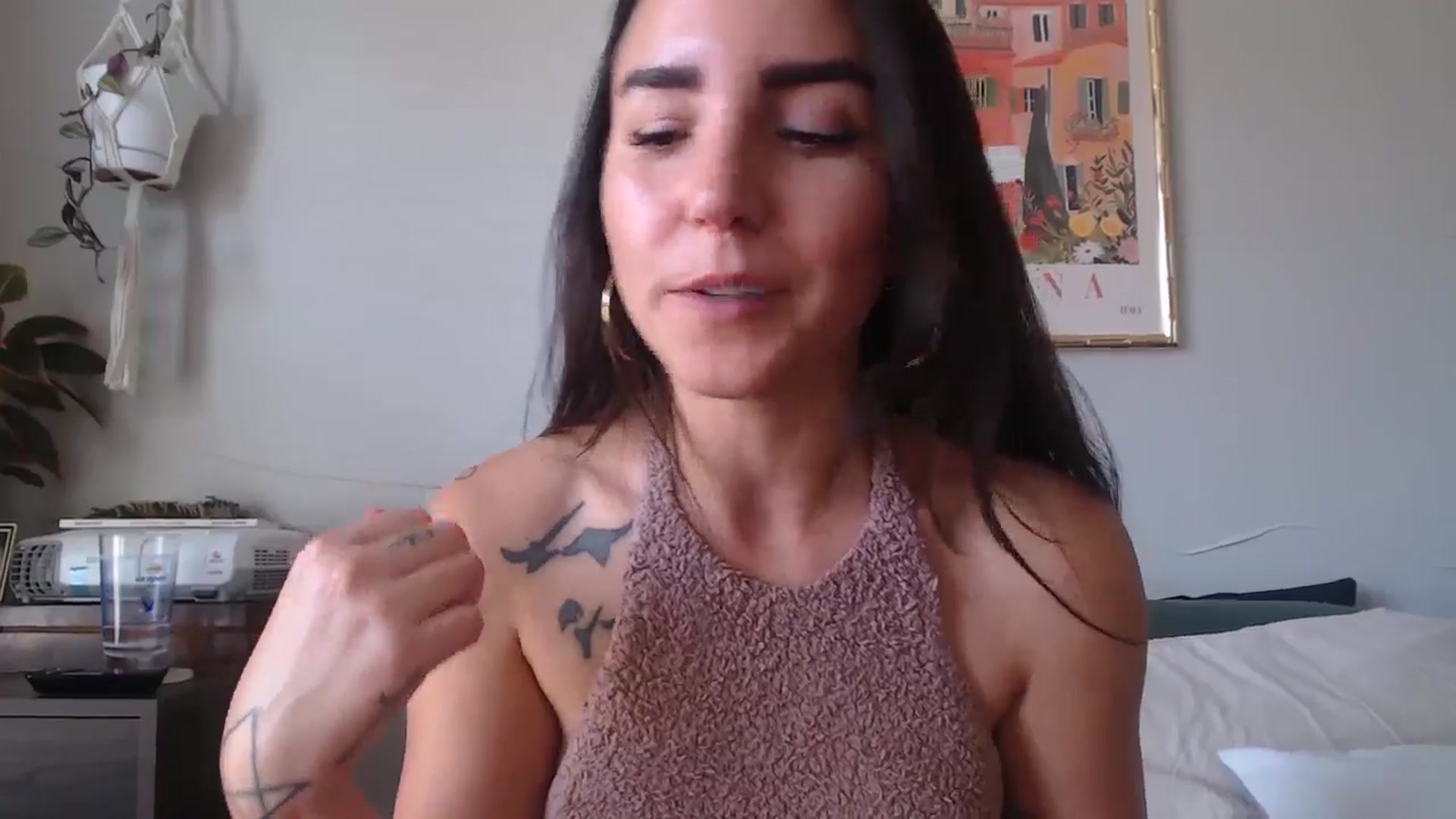Gallery image thumbnail from Goddess_Lx's myfreecams stream on, 09/02/2024, 17:39 image 18 of 20