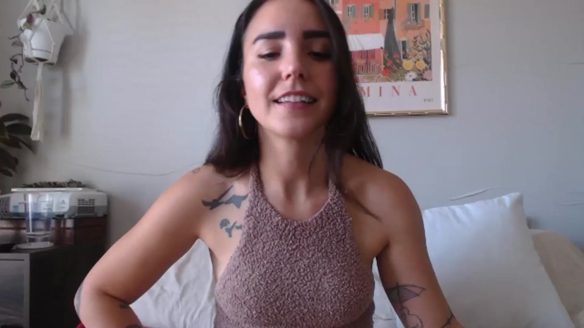 Gallery image thumbnail from Goddess_Lx's myfreecams stream on, 09/02/2024, 18:59 image 1 of 20