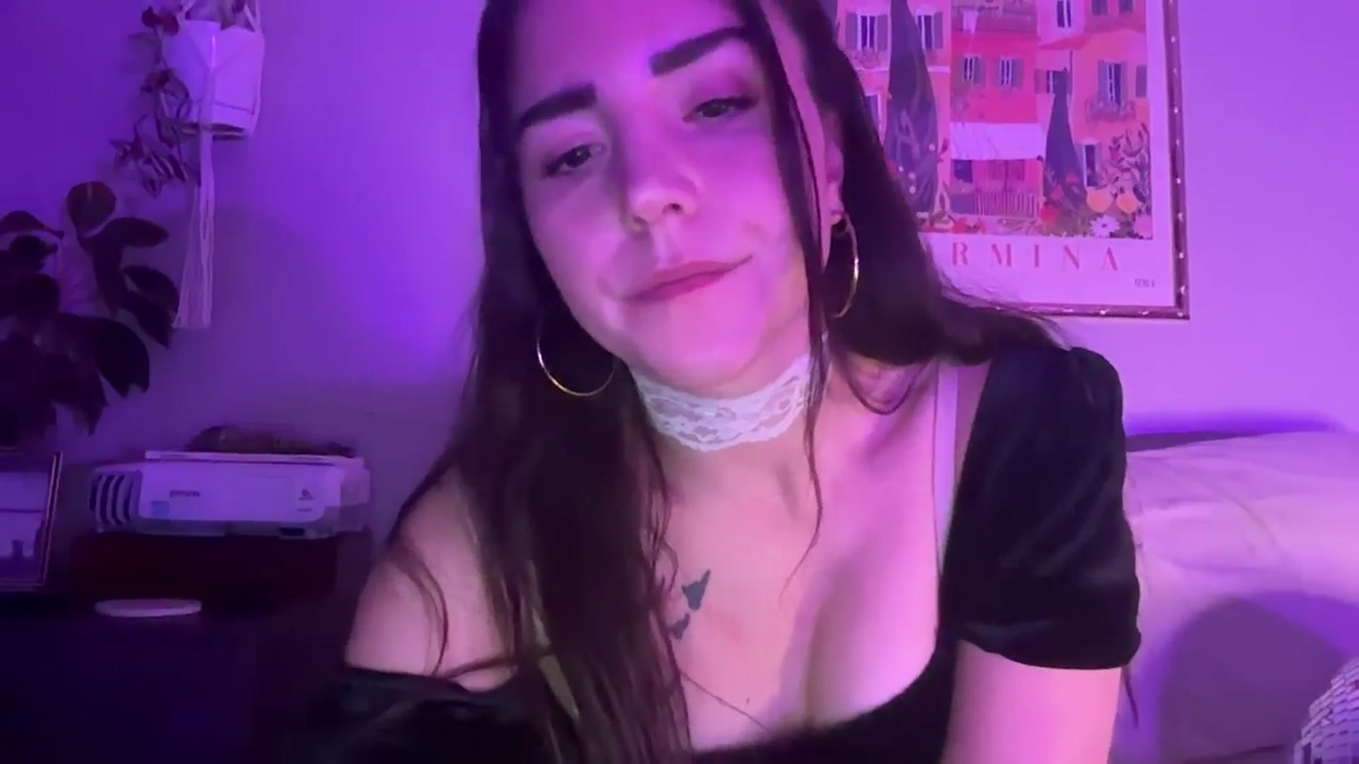 Gallery image thumbnail from Goddess_Lx's myfreecams stream on, 01/01/2025, 08:07 image 17 of 20