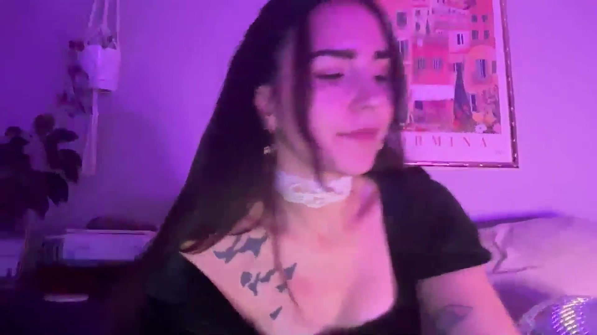 Gallery image thumbnail from Goddess_Lx's myfreecams stream on, 01/01/2025, 08:07 image 8 of 20