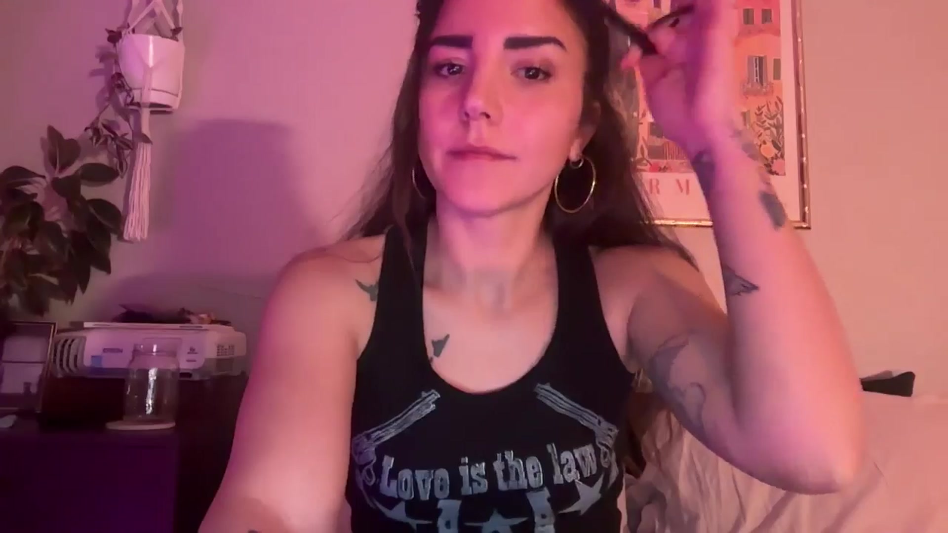 Gallery image thumbnail from Goddess_Lx's myfreecams stream on, 01/21/2025, 01:11 image 9 of 20