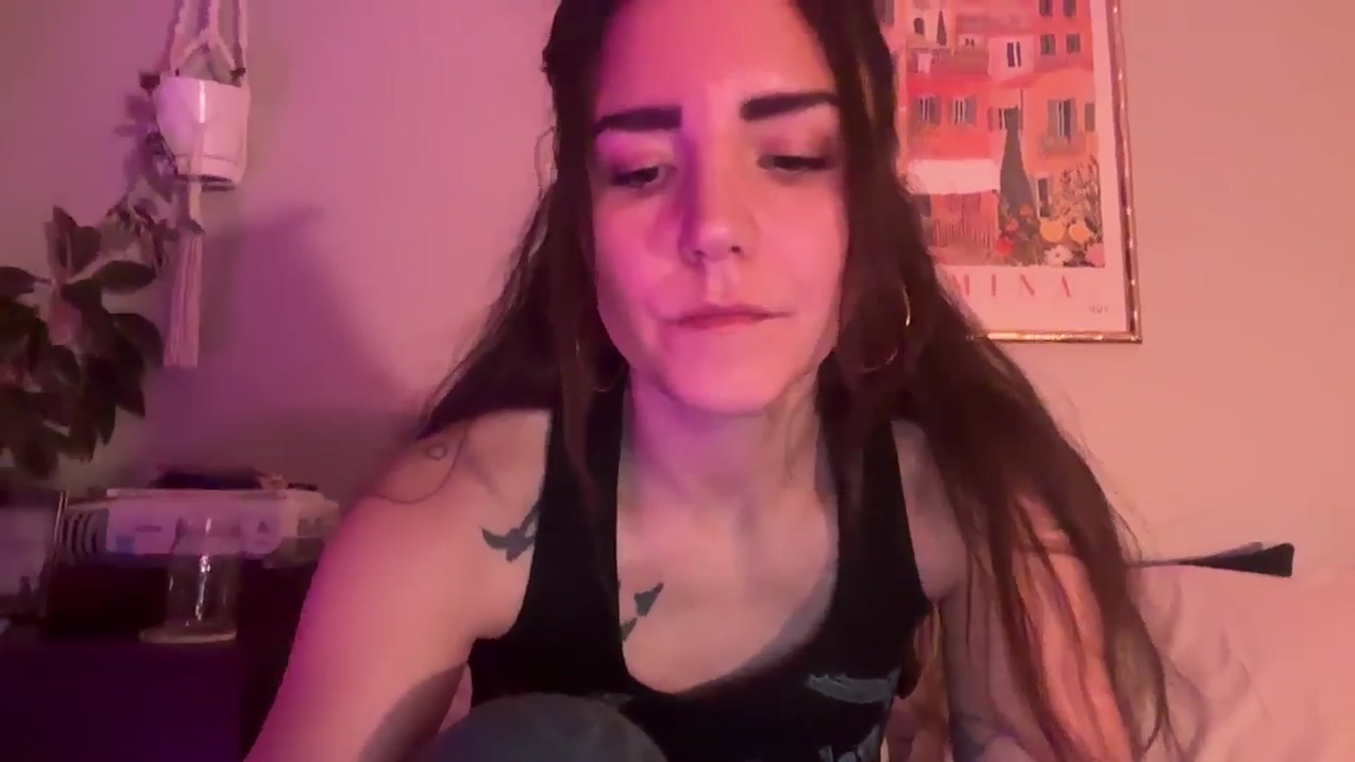 Gallery image thumbnail from Goddess_Lx's myfreecams stream on, 01/21/2025, 01:11 image 7 of 20