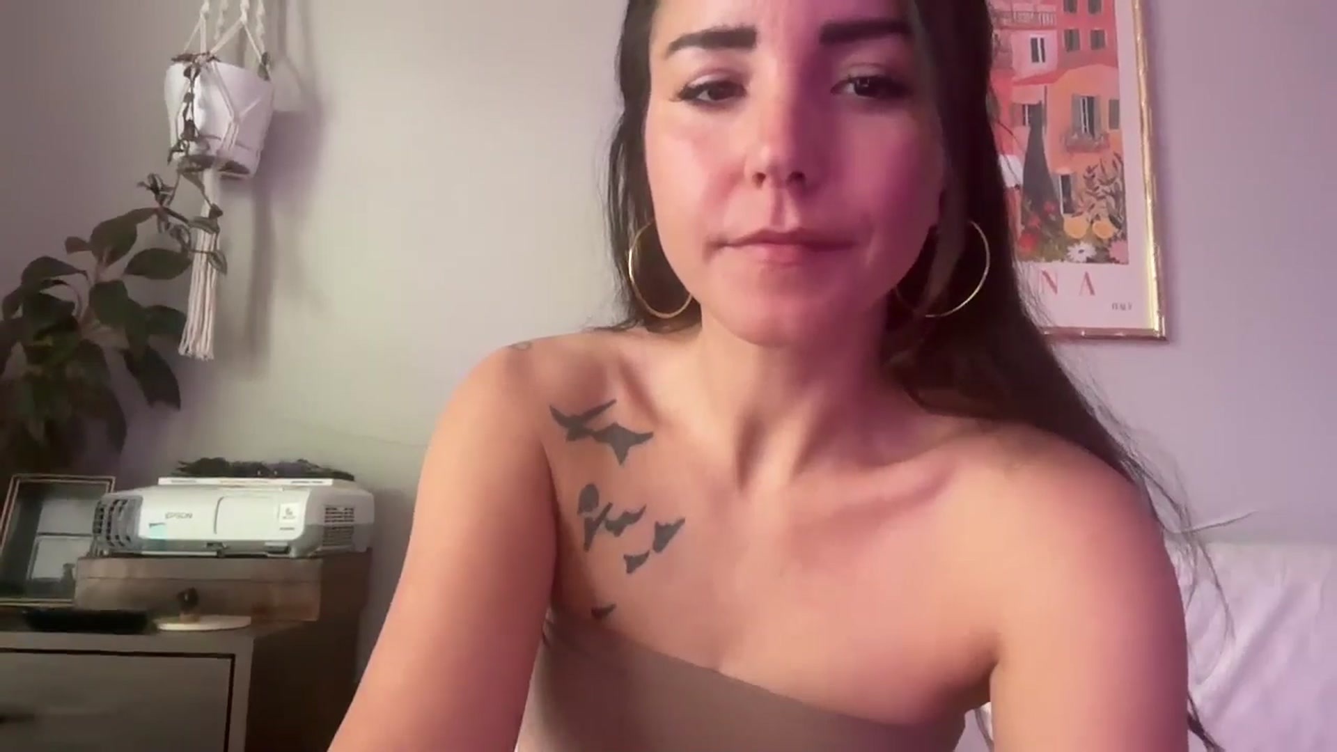 Gallery image thumbnail from Goddess_Lx's myfreecams stream on, 03/14/2025, 16:53 image 14 of 20