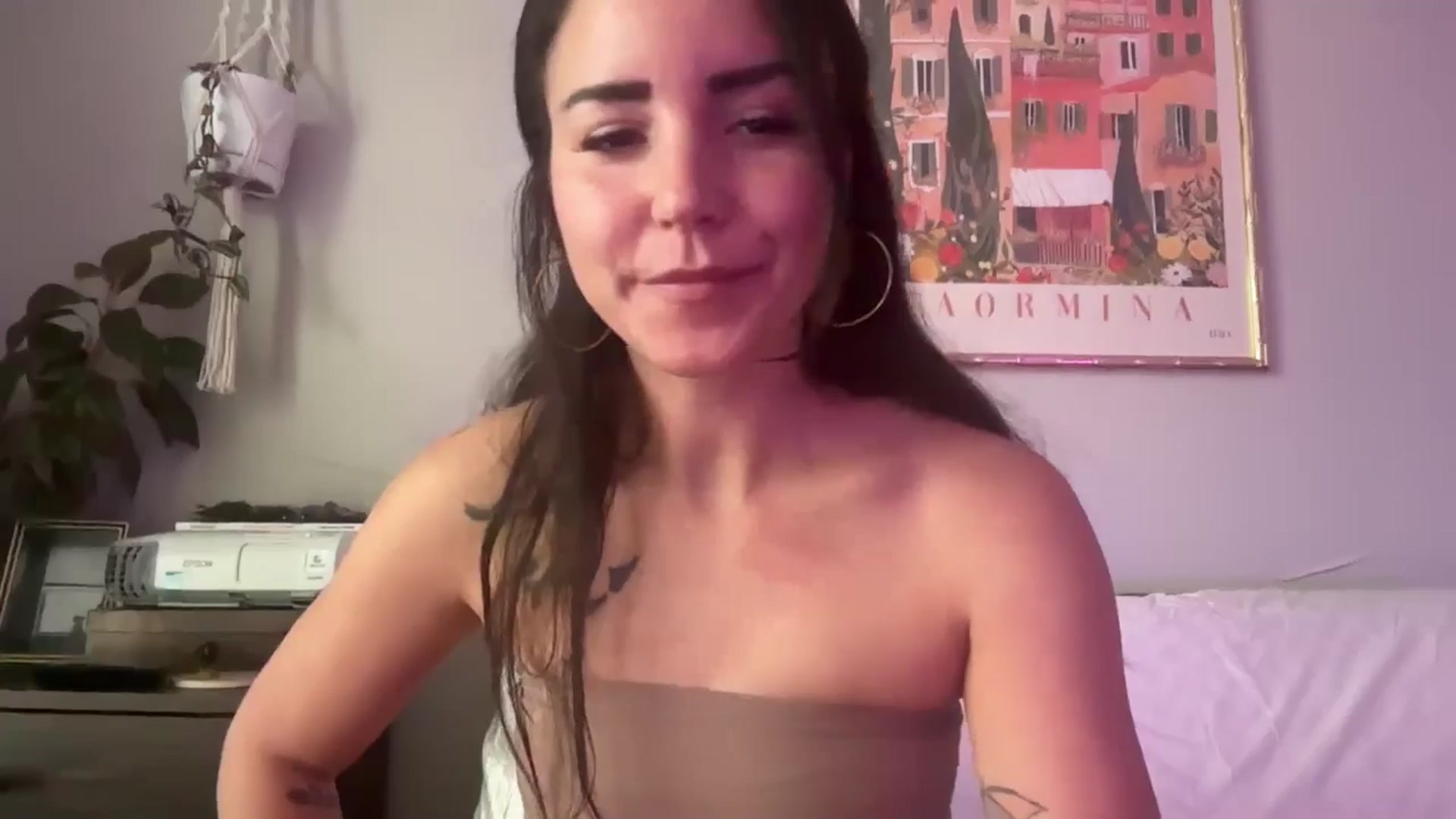 Gallery image thumbnail from Goddess_Lx's myfreecams stream on, 03/14/2025, 16:53 image 9 of 20