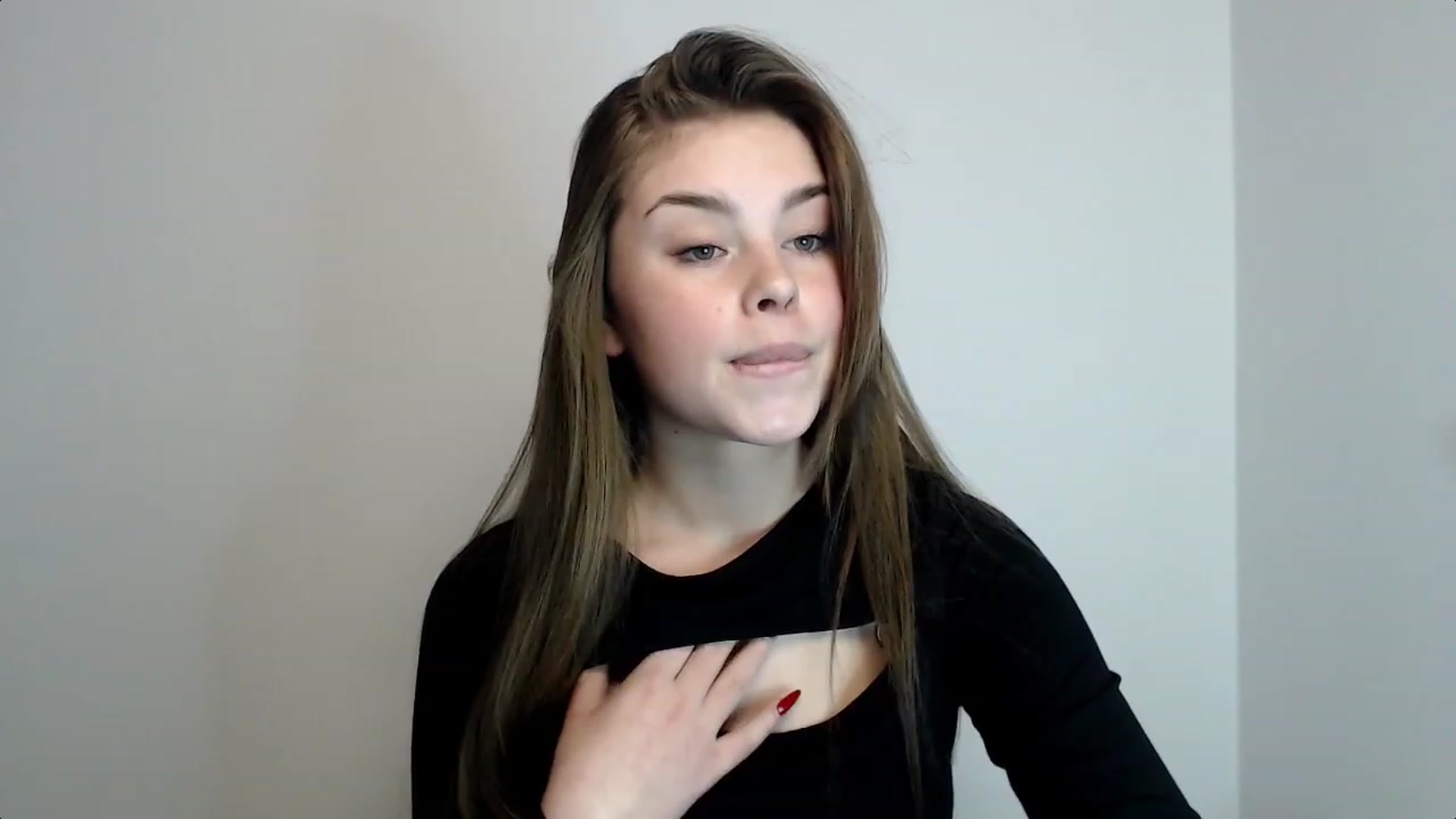 Gallery image thumbnail from Goddess_amour's myfreecams stream on, 01/25/2024, 15:24 image 6 of 20