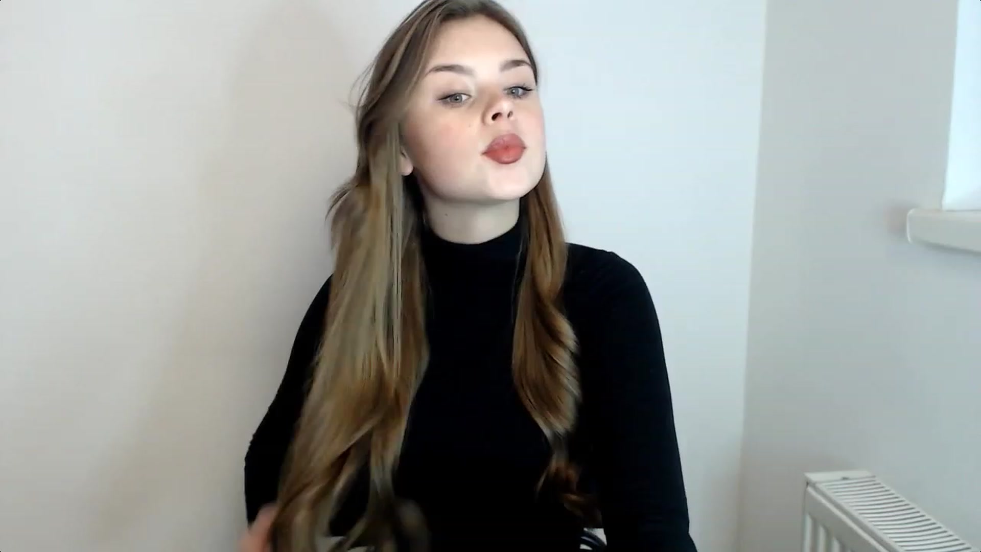 Gallery image thumbnail from Goddess_amour's myfreecams stream on, 01/26/2024, 15:31 image 3 of 20