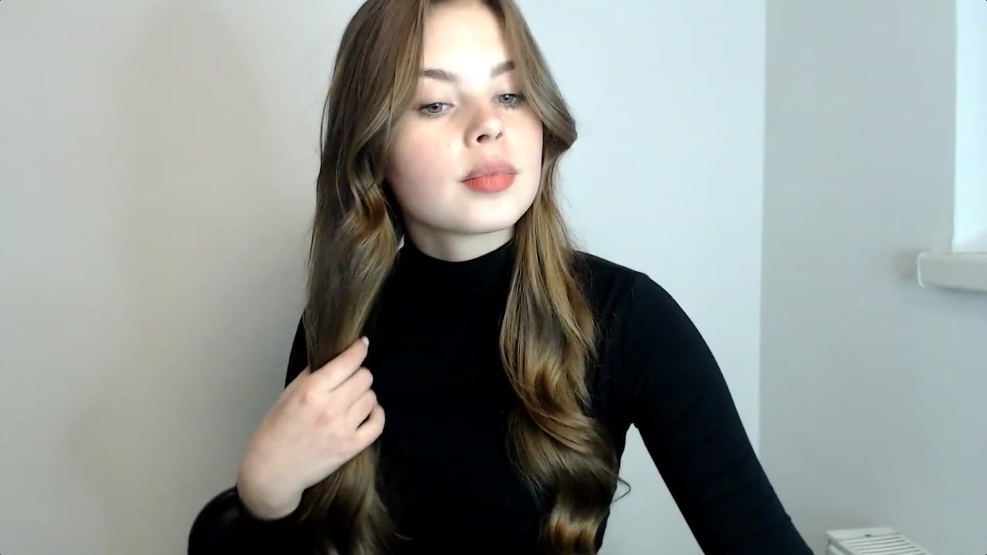 Gallery image thumbnail from Goddess_amour's myfreecams stream on, 01/26/2024, 16:45 image 15 of 20