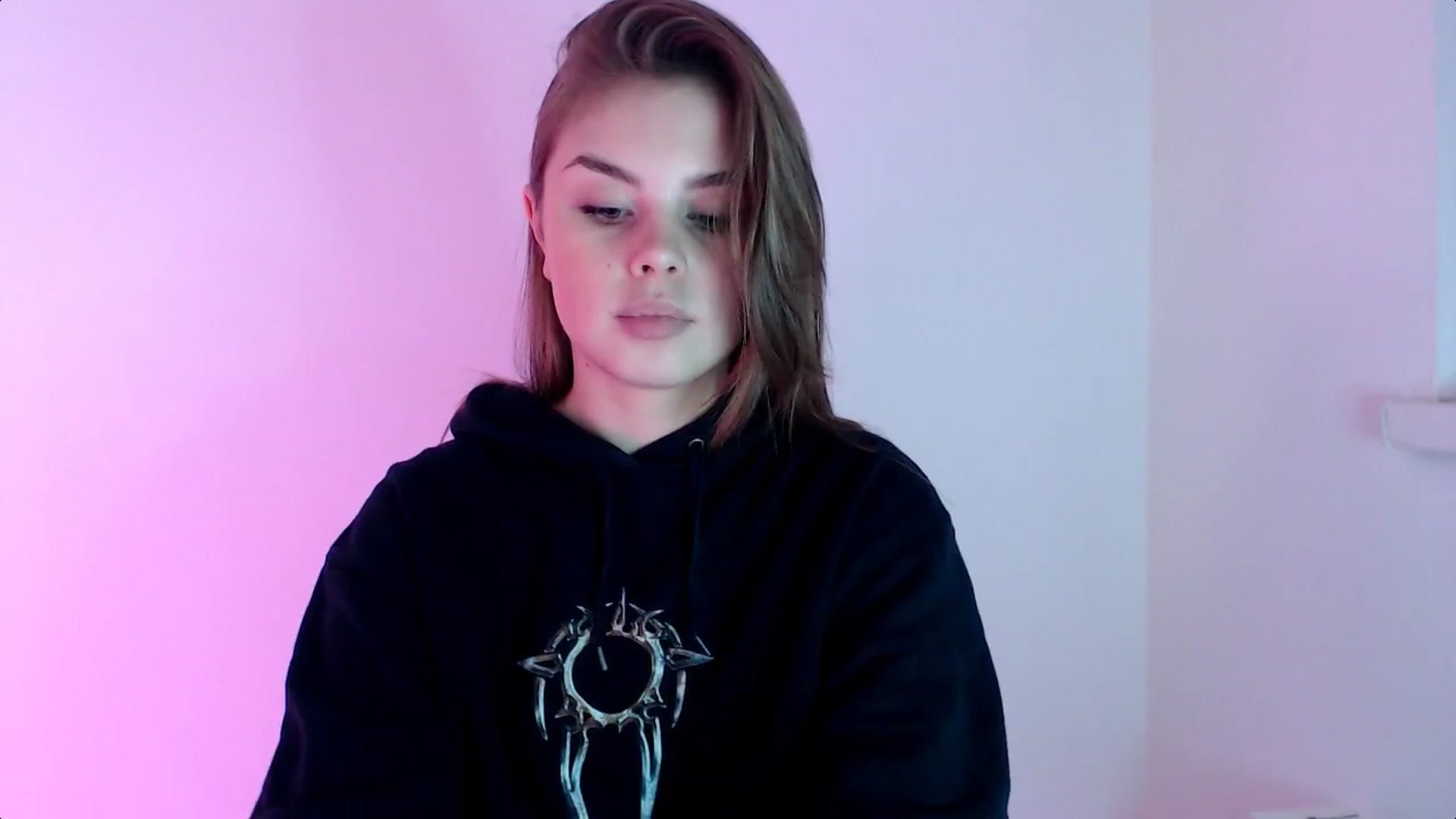 Gallery image thumbnail from Goddess_amour's myfreecams stream on, 01/29/2024, 17:12 image 18 of 20