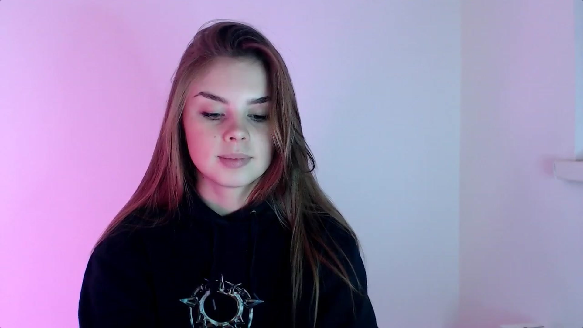 Gallery image thumbnail from Goddess_amour's myfreecams stream on, 01/29/2024, 17:12 image 6 of 20