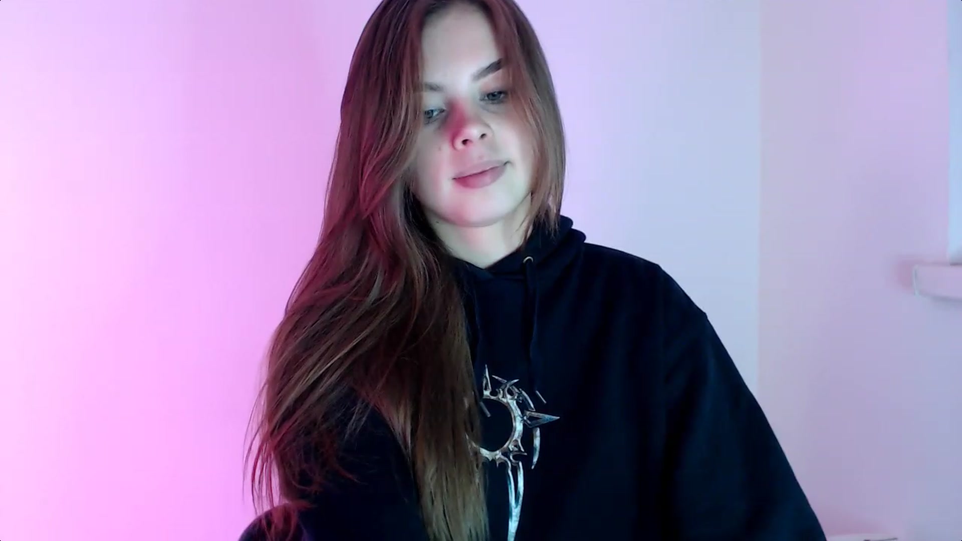 Gallery image thumbnail from Goddess_amour's myfreecams stream on, 01/29/2024, 17:12 image 16 of 20