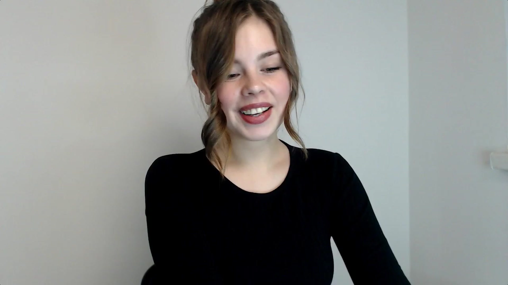 Gallery image thumbnail from Goddess_amour's myfreecams stream on, 02/01/2024, 15:54 image 17 of 20