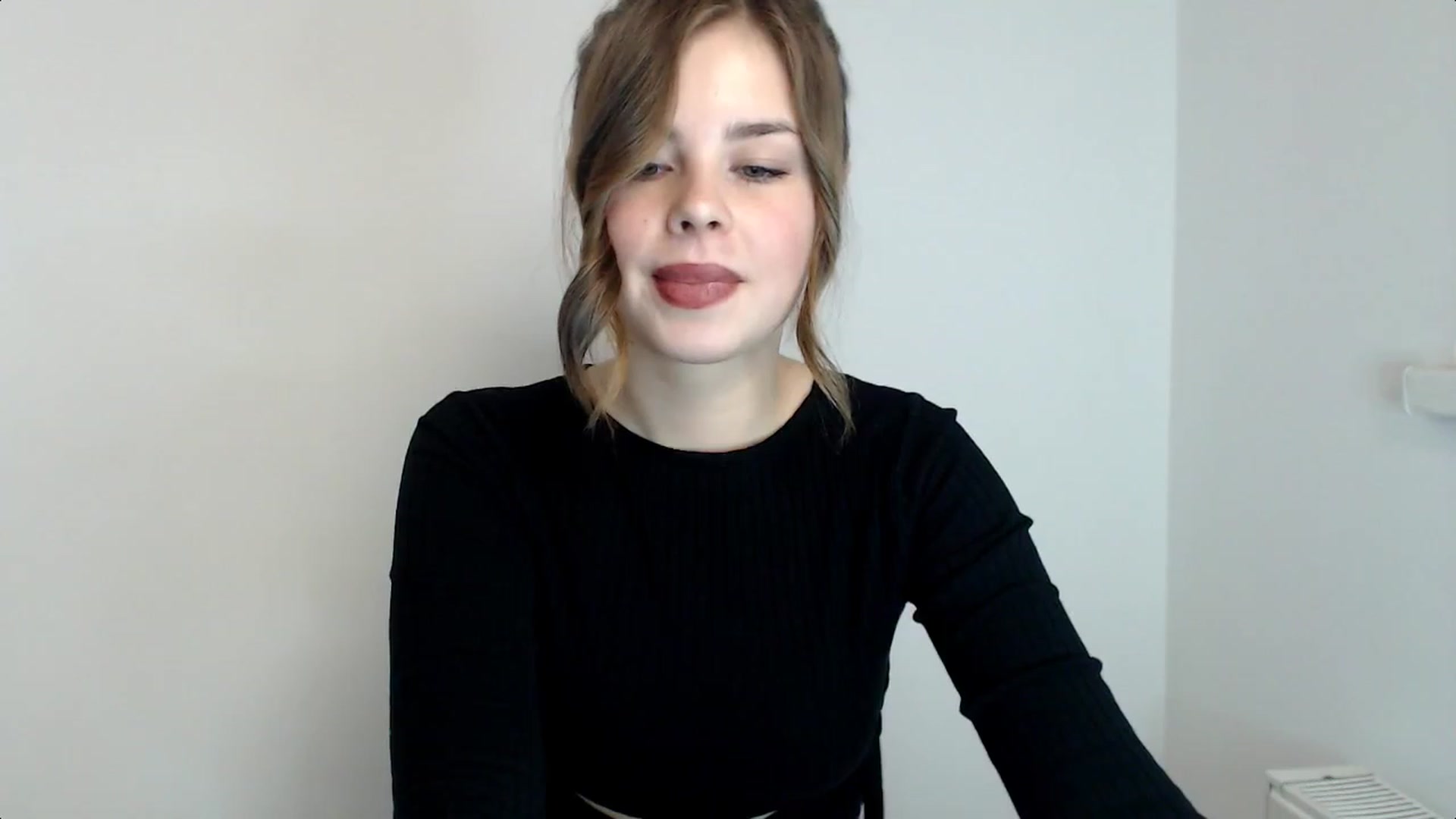 Gallery image thumbnail from Goddess_amour's myfreecams stream on, 02/01/2024, 15:54 image 14 of 20