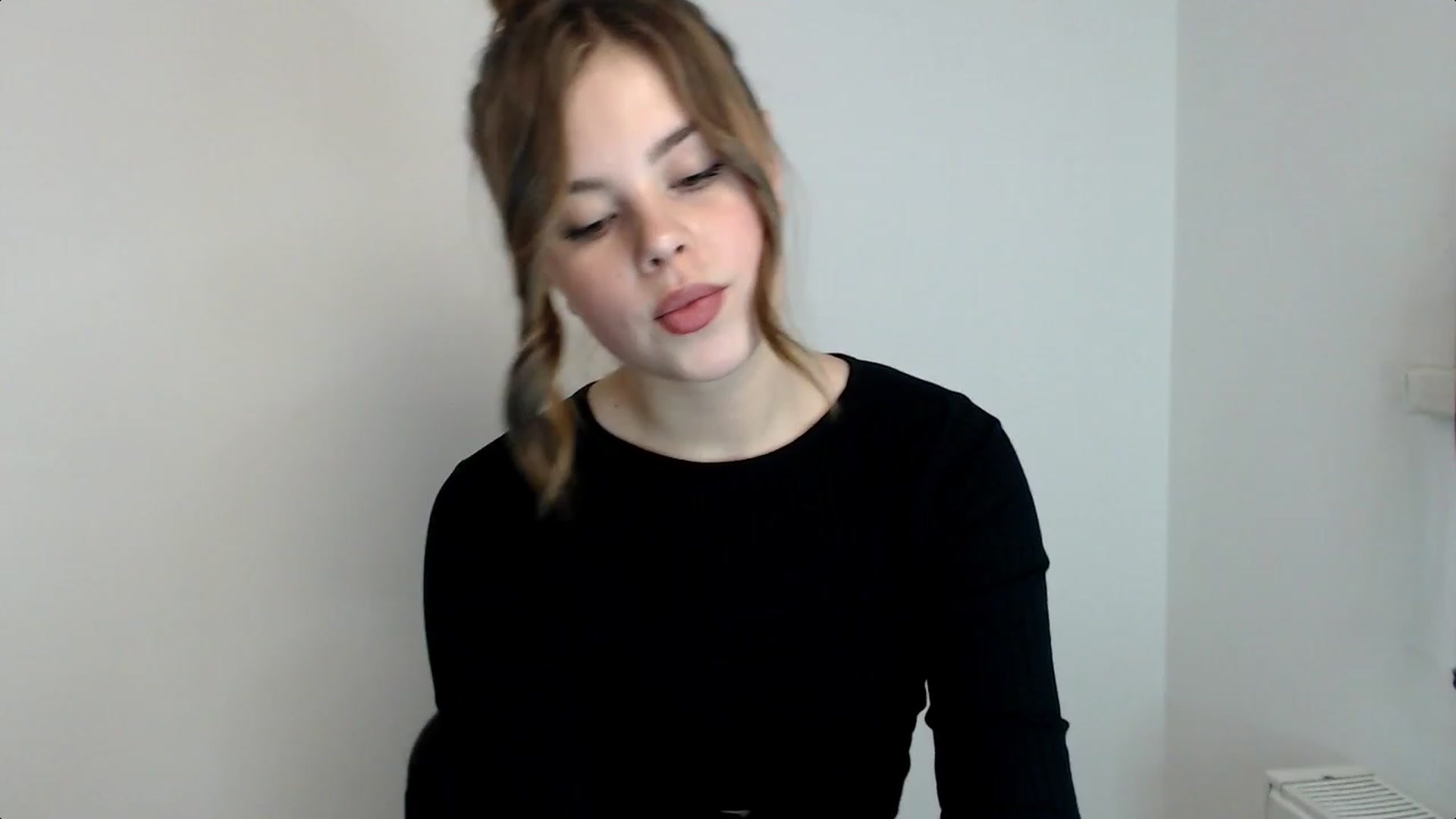 Gallery image thumbnail from Goddess_amour's myfreecams stream on, 02/01/2024, 15:54 image 13 of 20