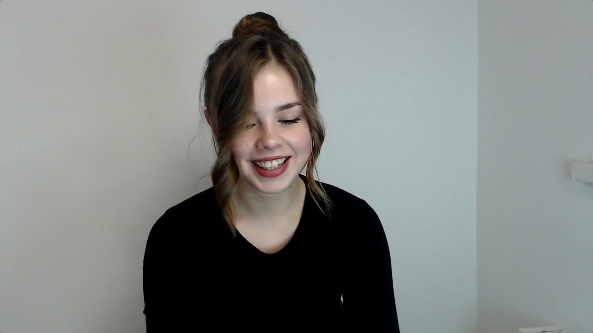 Gallery image thumbnail from Goddess_amour's myfreecams stream on, 02/01/2024, 17:00 image 4 of 20
