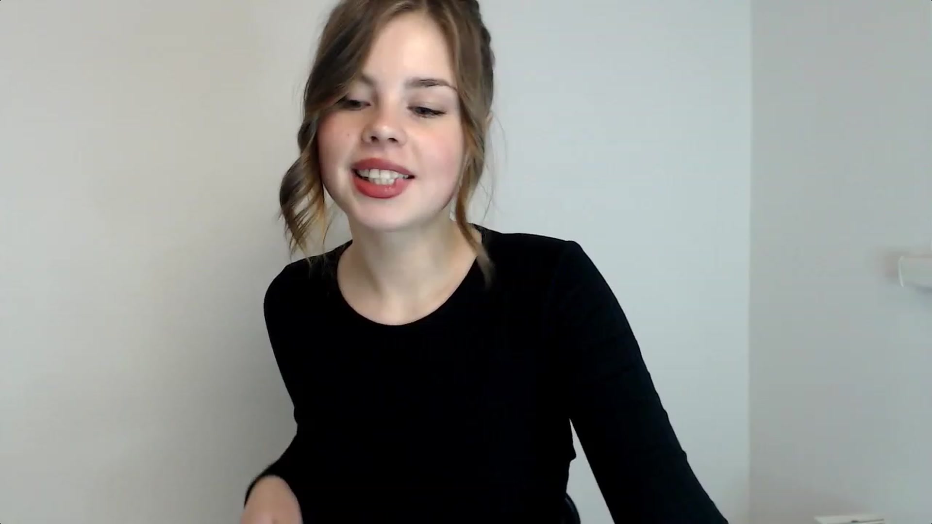 Gallery image thumbnail from Goddess_amour's myfreecams stream on, 02/01/2024, 18:15 image 19 of 20
