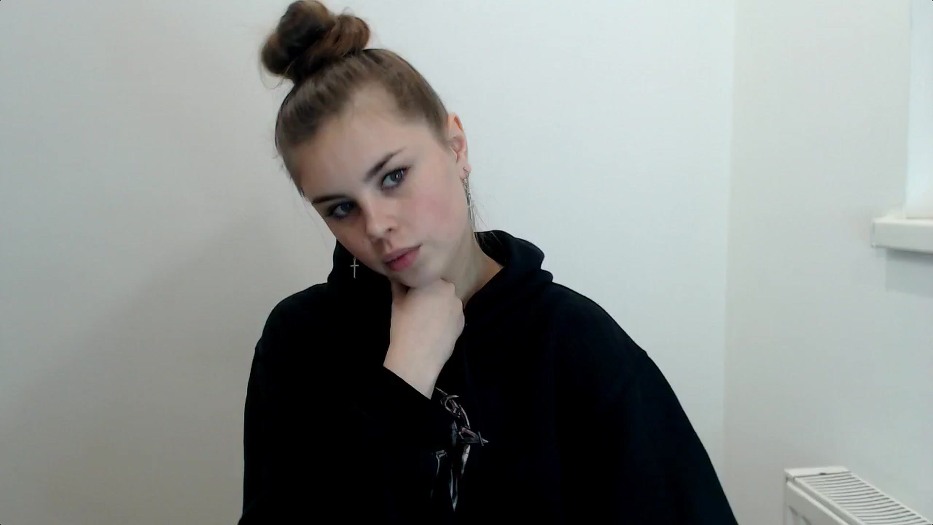 Gallery image thumbnail from Goddess_amour's myfreecams stream on, 02/05/2024, 16:25 image 19 of 20