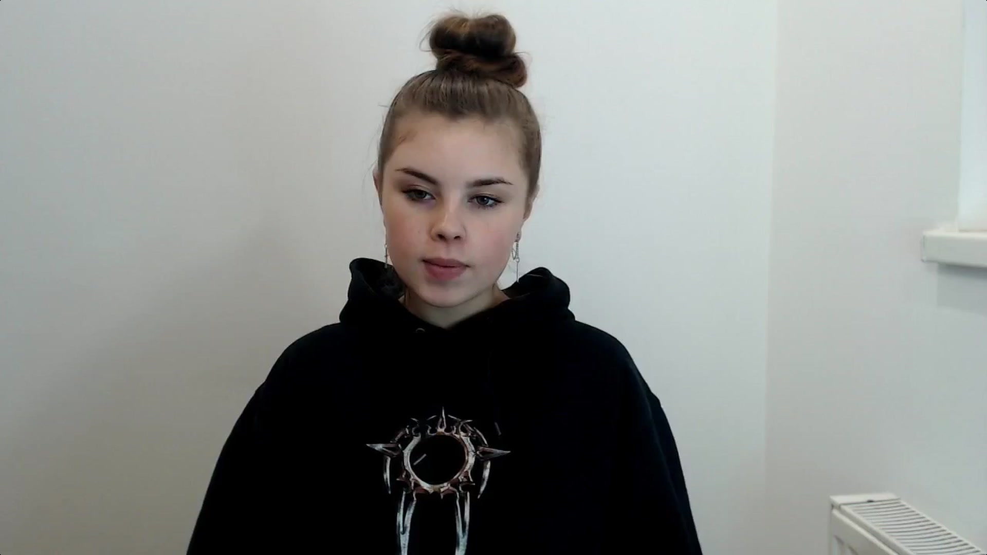 Gallery image thumbnail from Goddess_amour's myfreecams stream on, 02/05/2024, 16:25 image 16 of 20