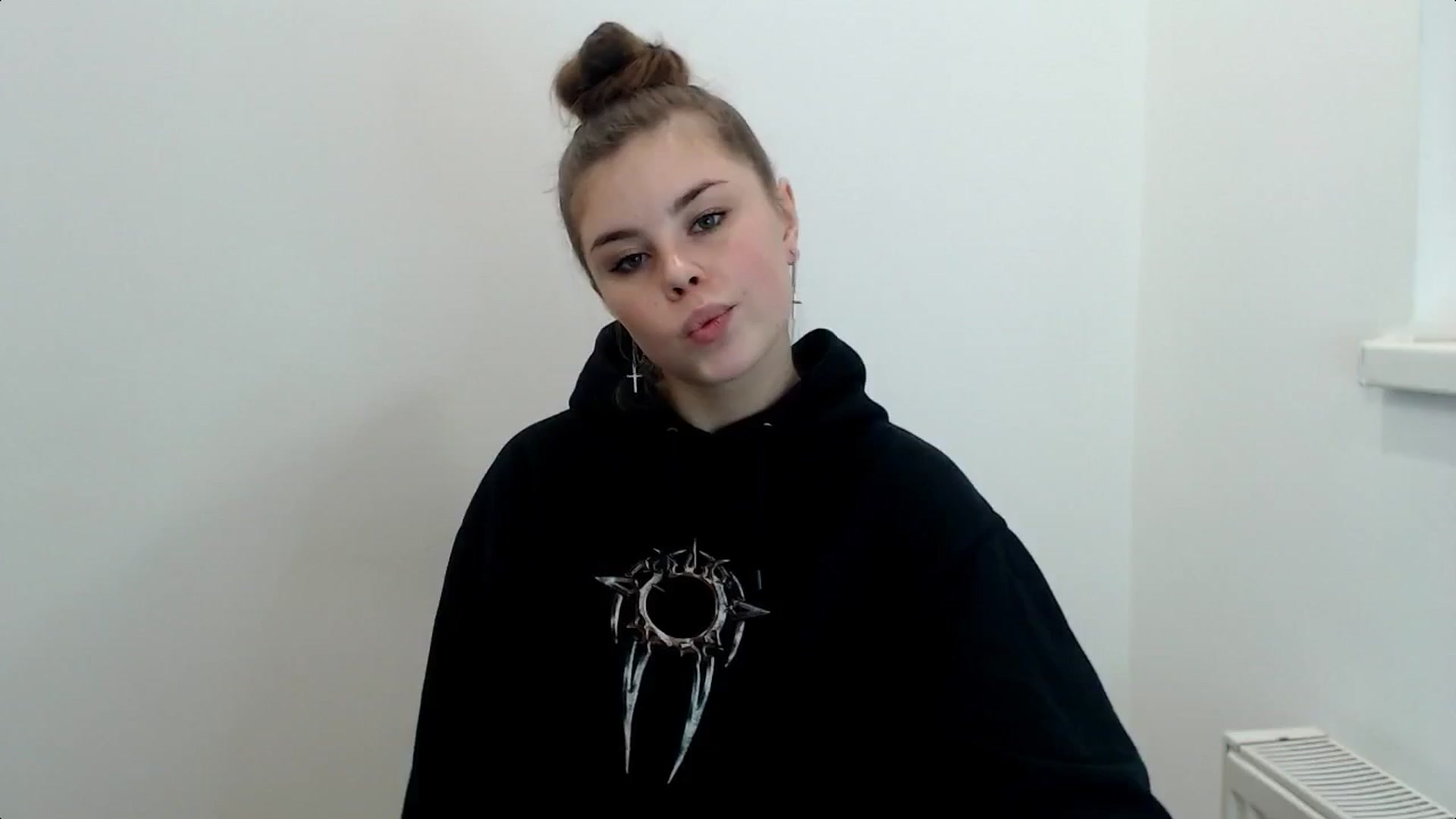 Gallery image thumbnail from Goddess_amour's myfreecams stream on, 02/05/2024, 16:25 image 2 of 20