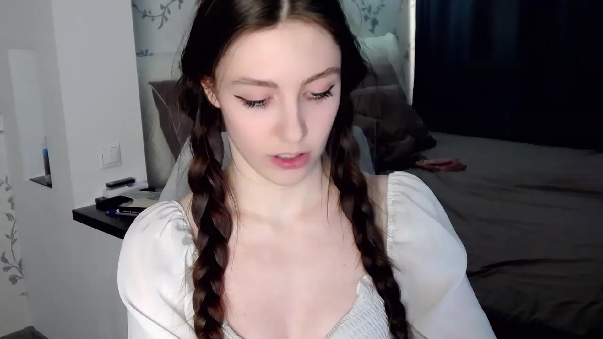 Gallery image thumbnail from Goddessblessu's myfreecams stream on, 12/09/2022, 10:20 image 1 of 20