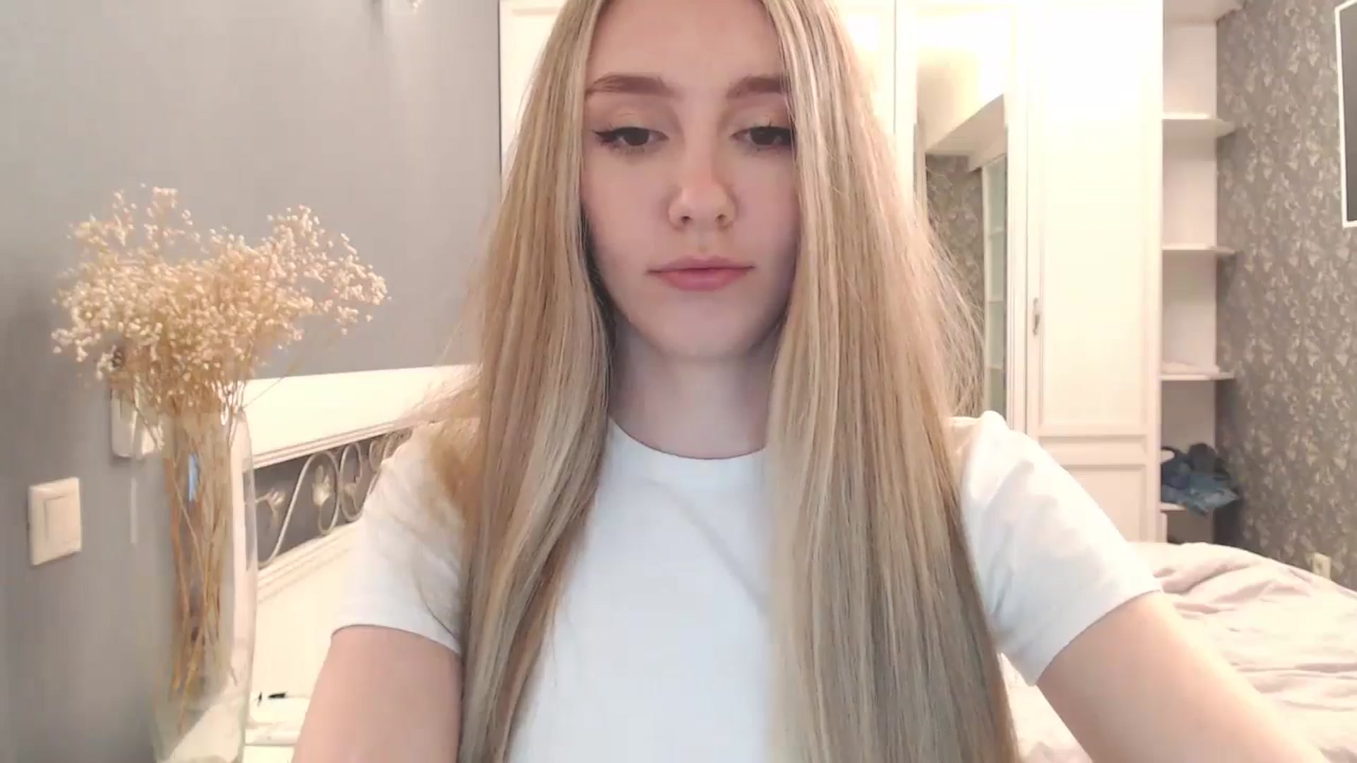 Gallery image thumbnail from Goddessblessu's myfreecams stream on, 10/29/2024, 17:28 image 18 of 20