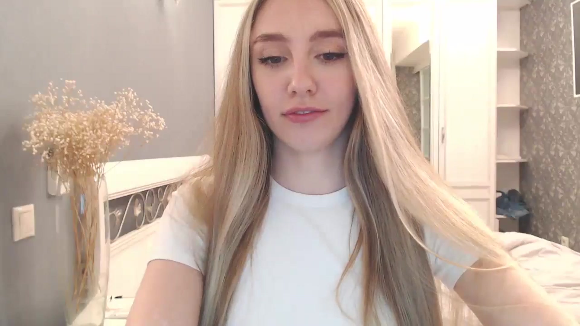 Gallery image thumbnail from Goddessblessu's myfreecams stream on, 10/29/2024, 17:28 image 19 of 20