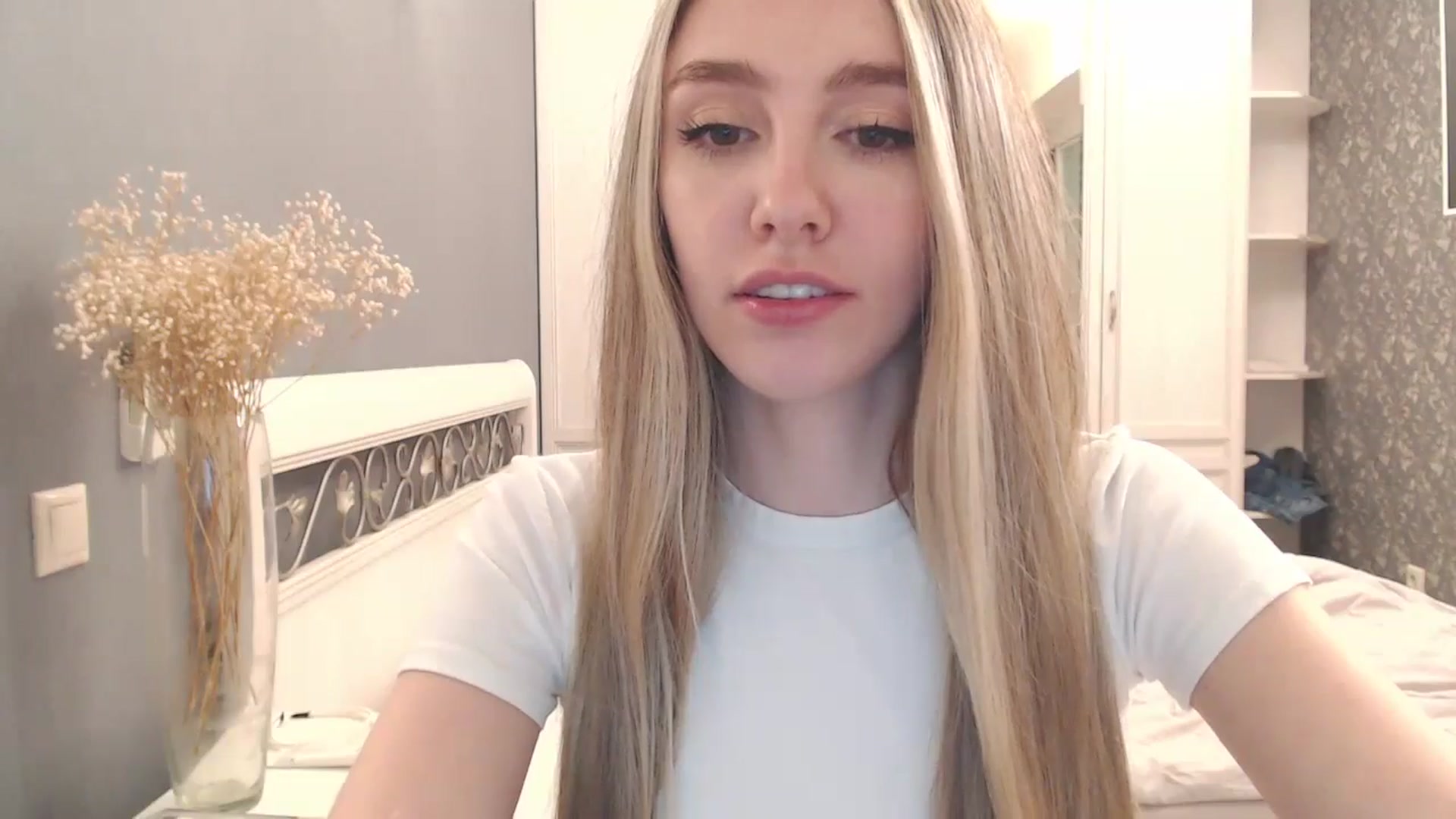 Gallery image thumbnail from Goddessblessu's myfreecams stream on, 10/29/2024, 17:28 image 5 of 20