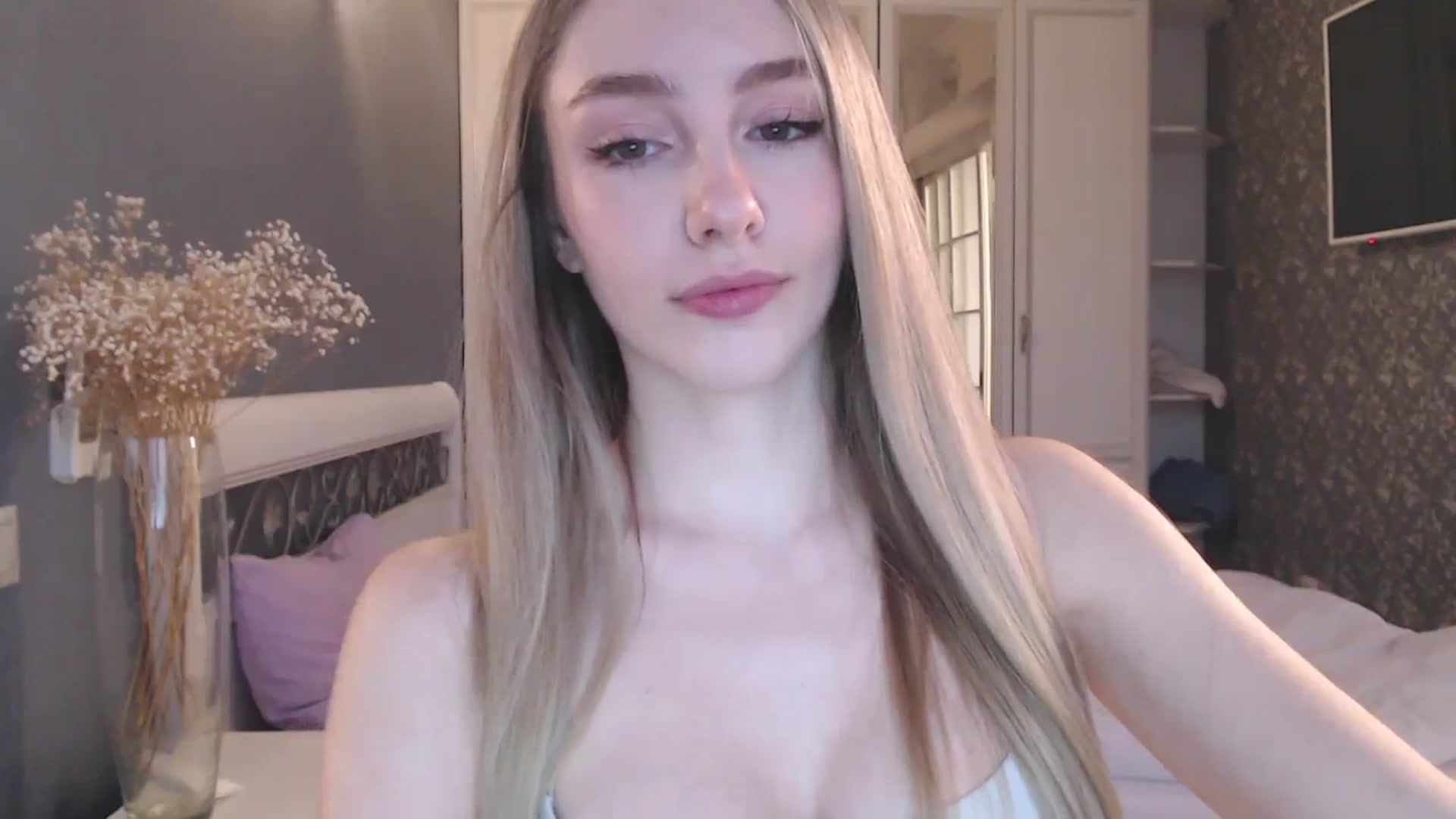 Gallery image thumbnail from Goddessblessu's myfreecams stream on, 11/01/2024, 13:11 image 3 of 20
