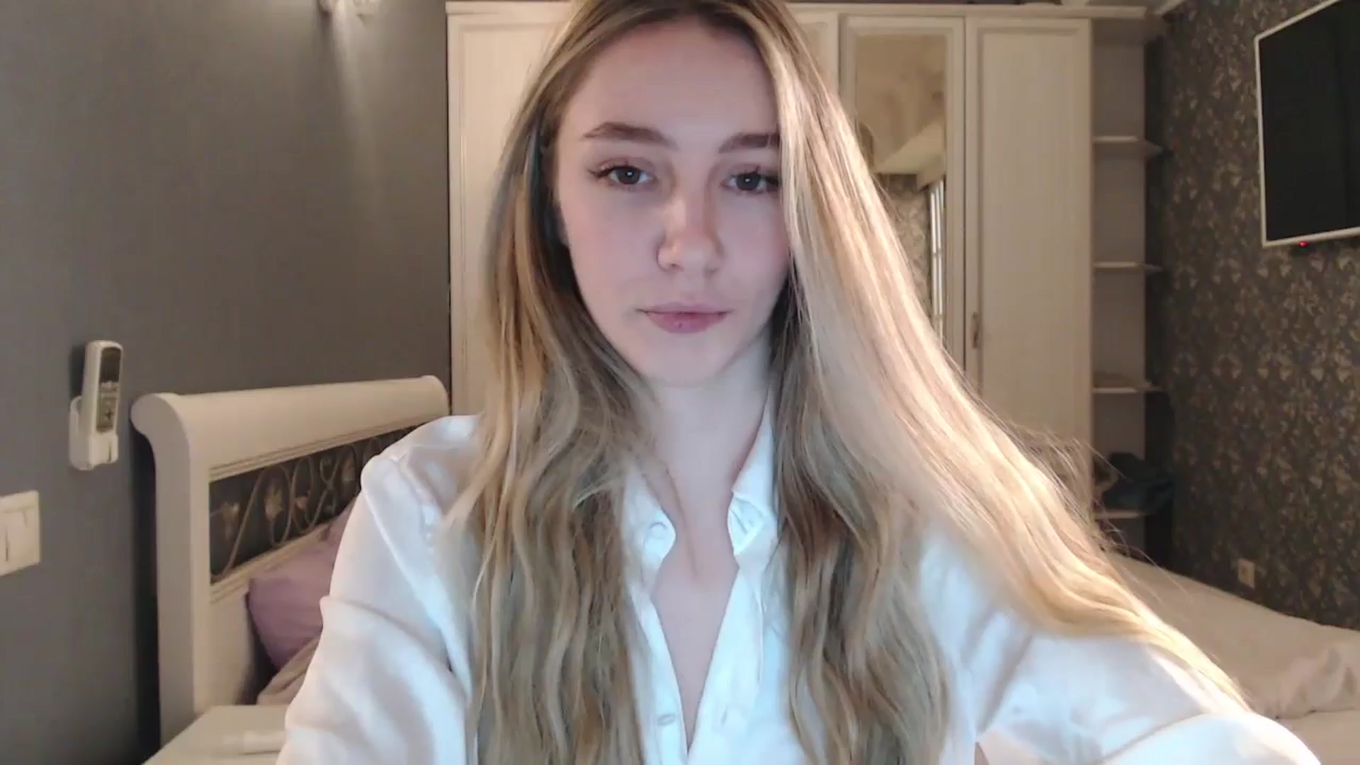 Gallery image thumbnail from Goddessblessu's myfreecams stream on, 11/03/2024, 17:03 image 1 of 20