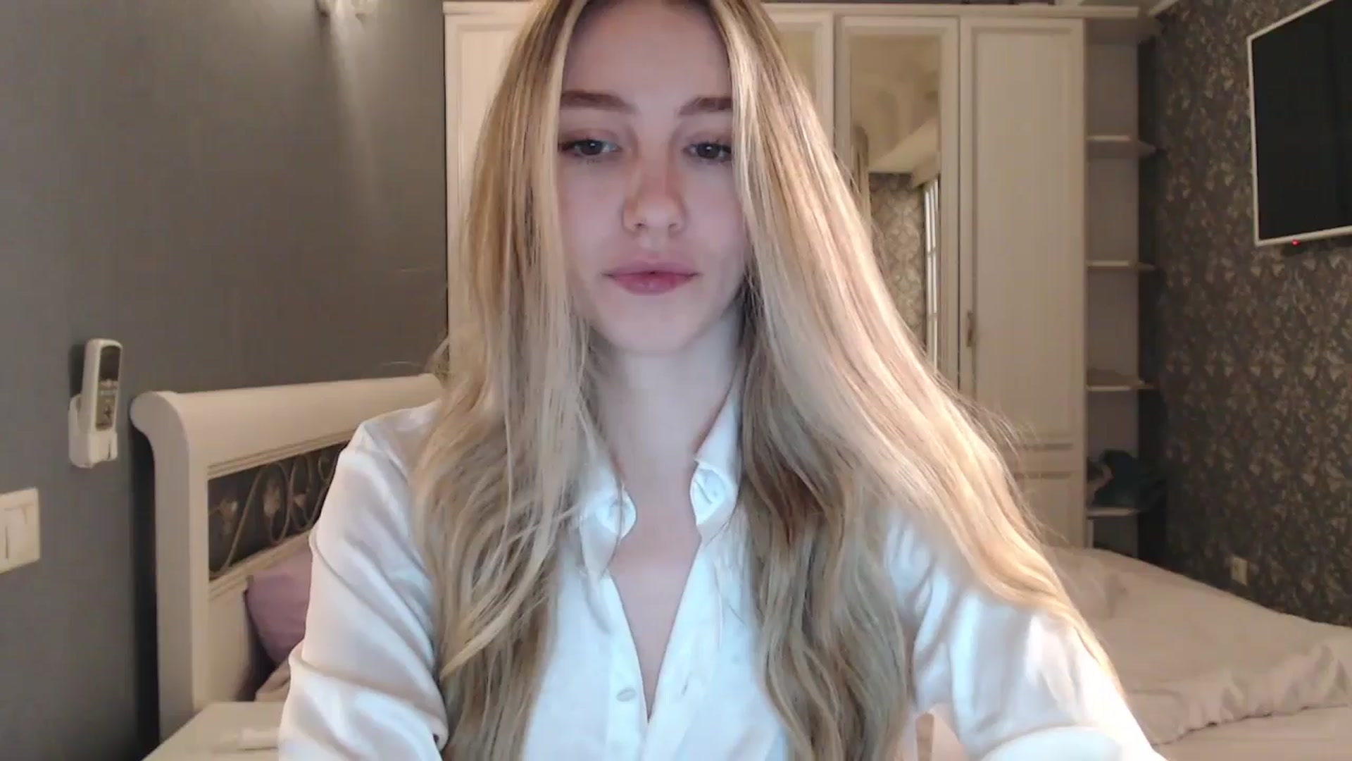 Gallery image thumbnail from Goddessblessu's myfreecams stream on, 11/03/2024, 17:03 image 2 of 20